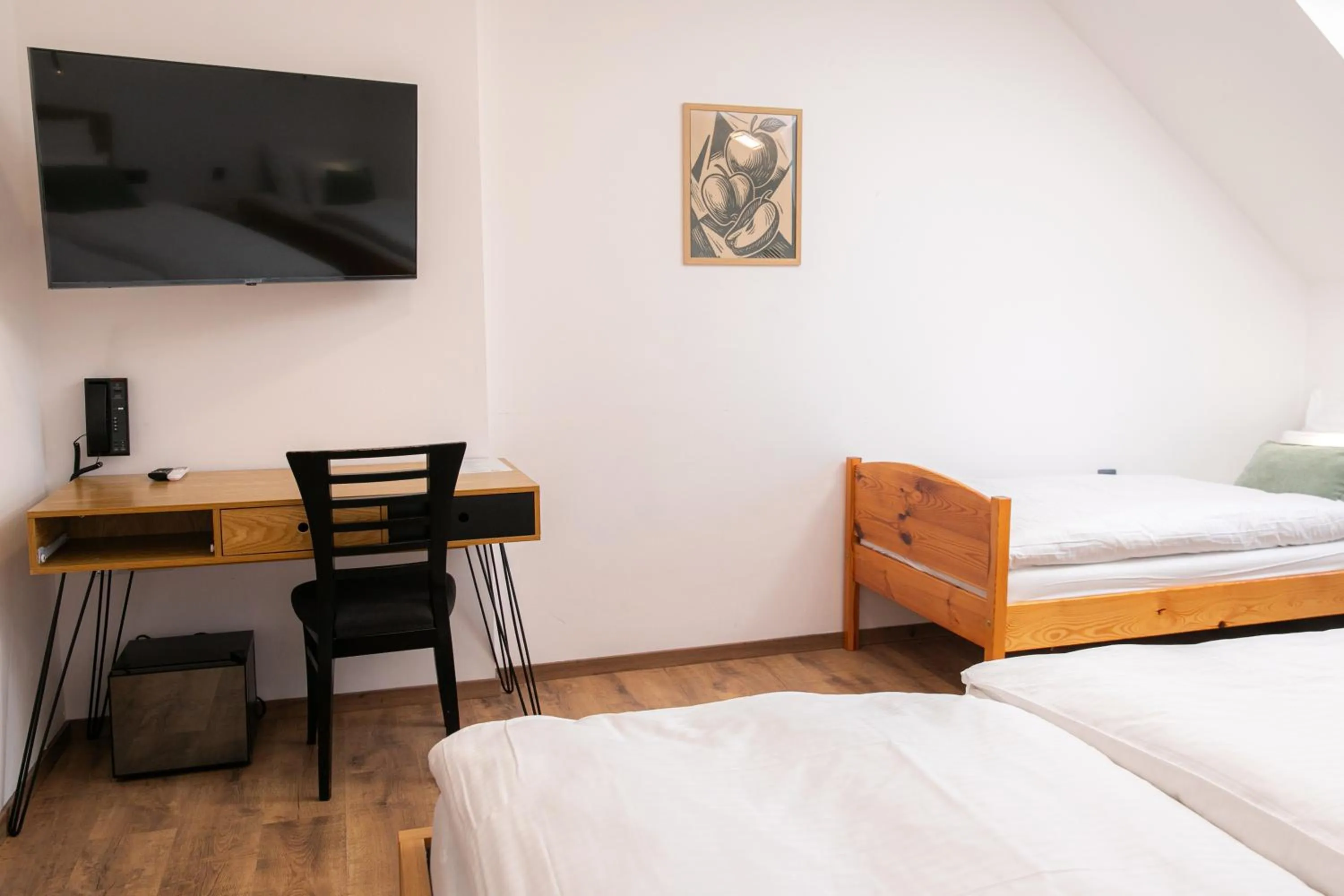 Property building, Bed in Kozjanski dvor