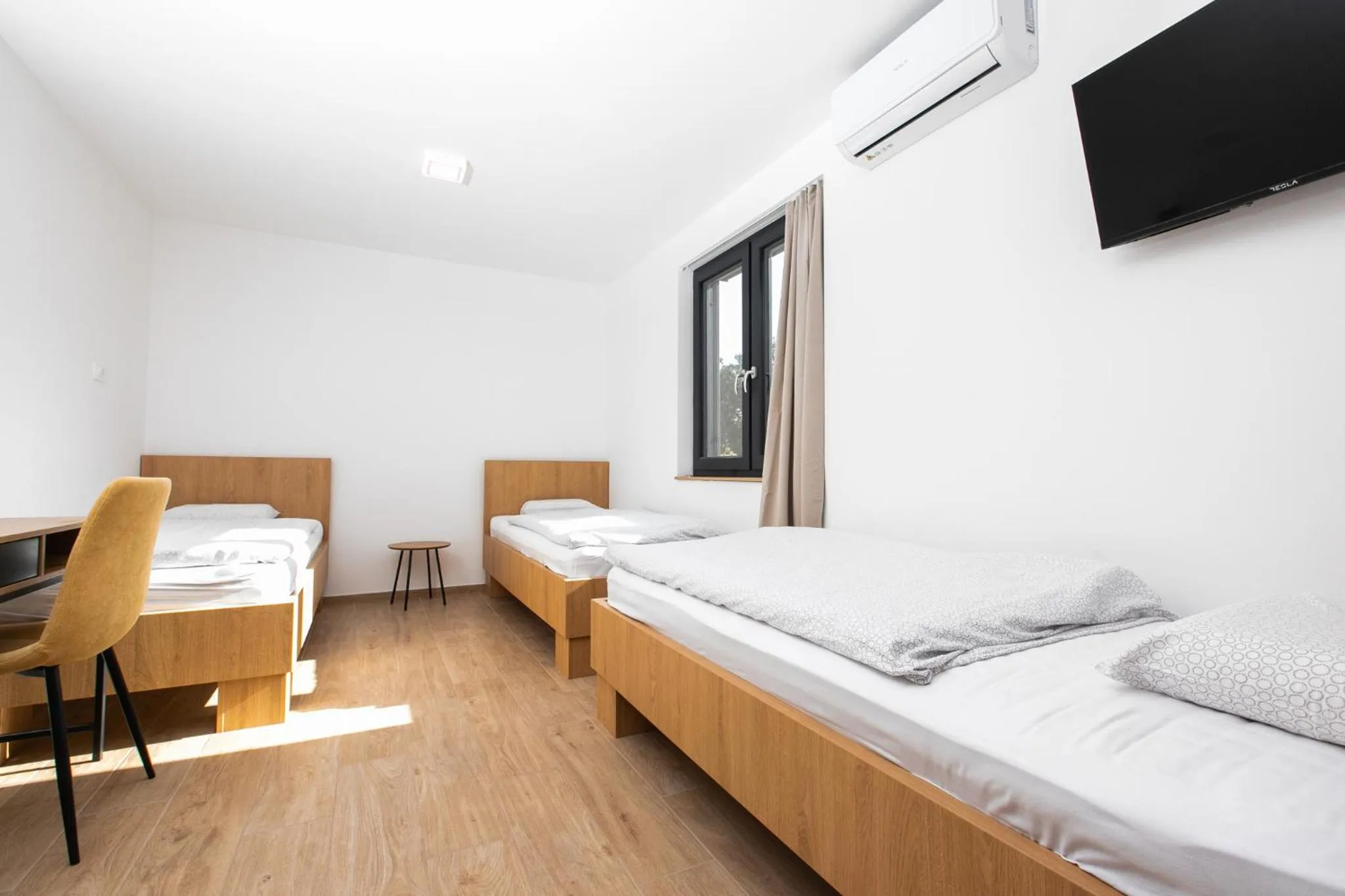 Property building, Bed in Kozjanski dvor