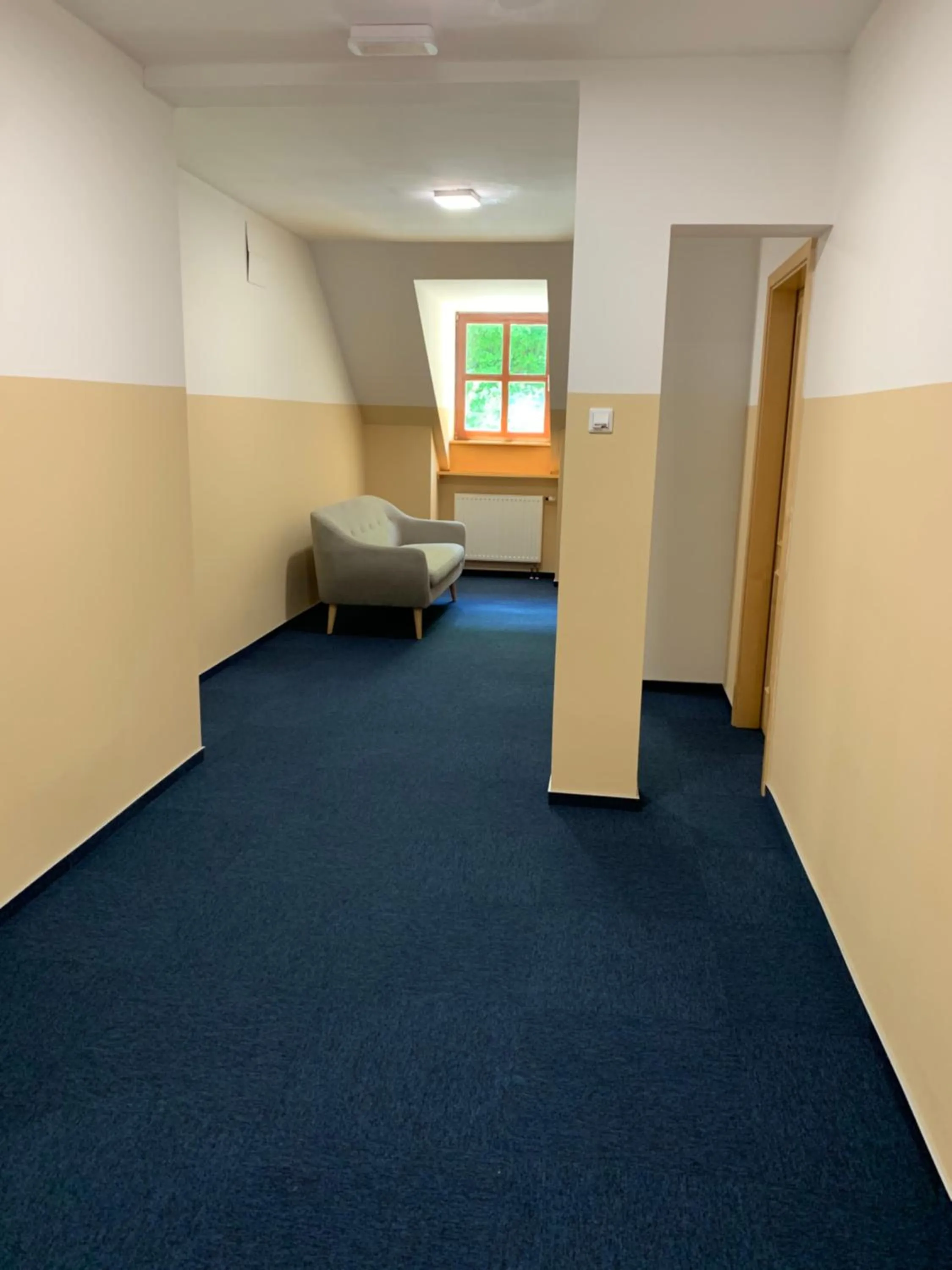 Seating area, Bed in Kozjanski dvor