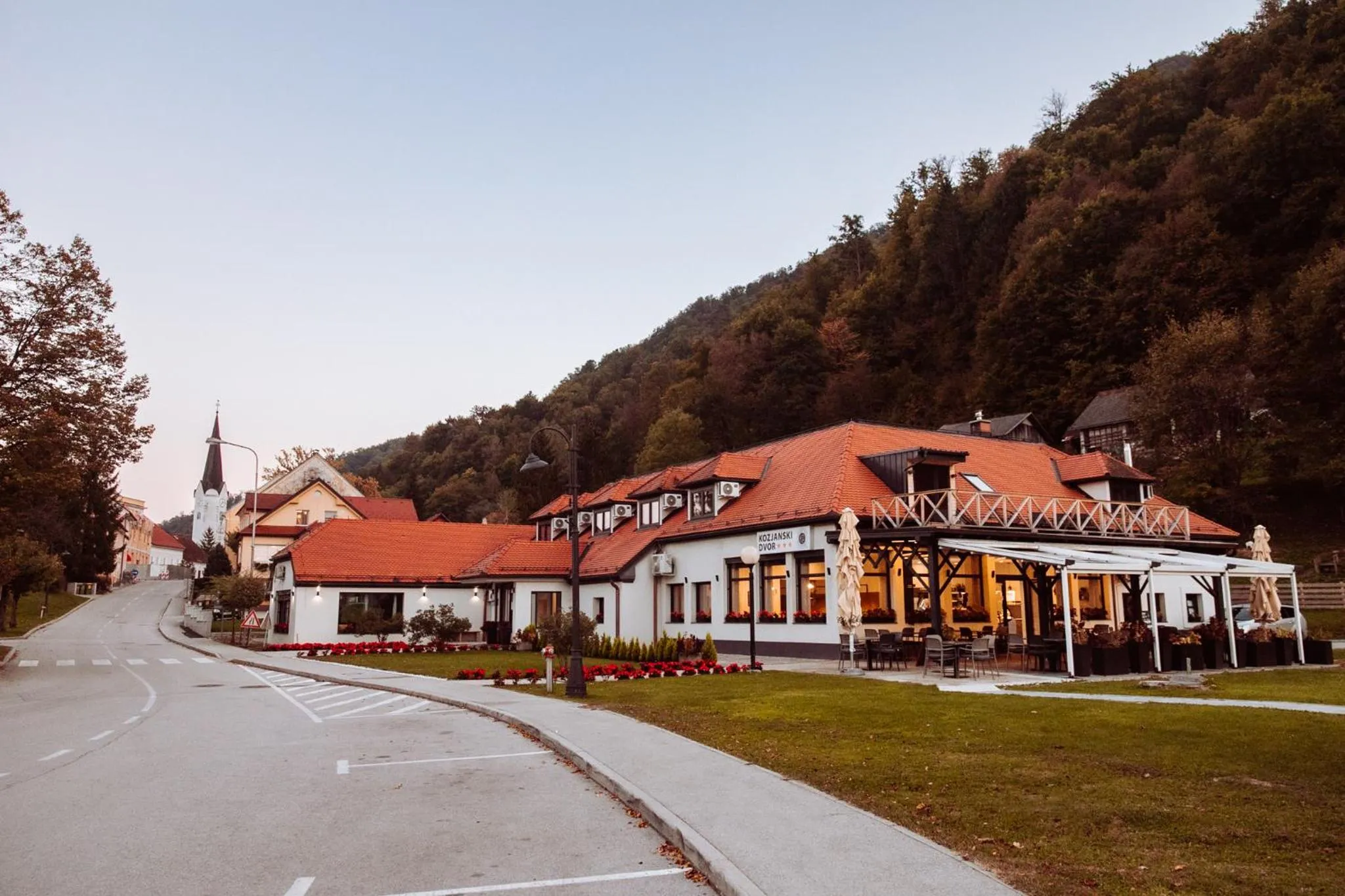 Property building in Kozjanski dvor