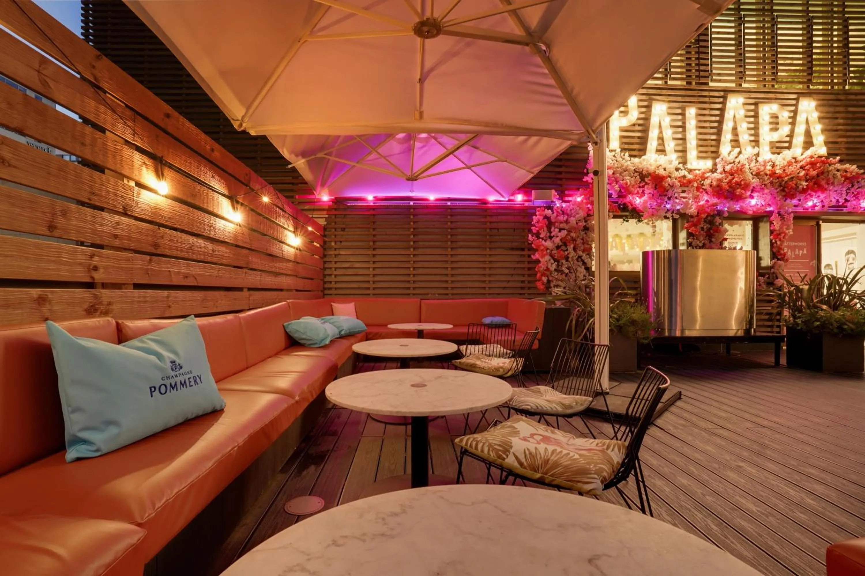 Patio in Pullman Paris Centre - Bercy