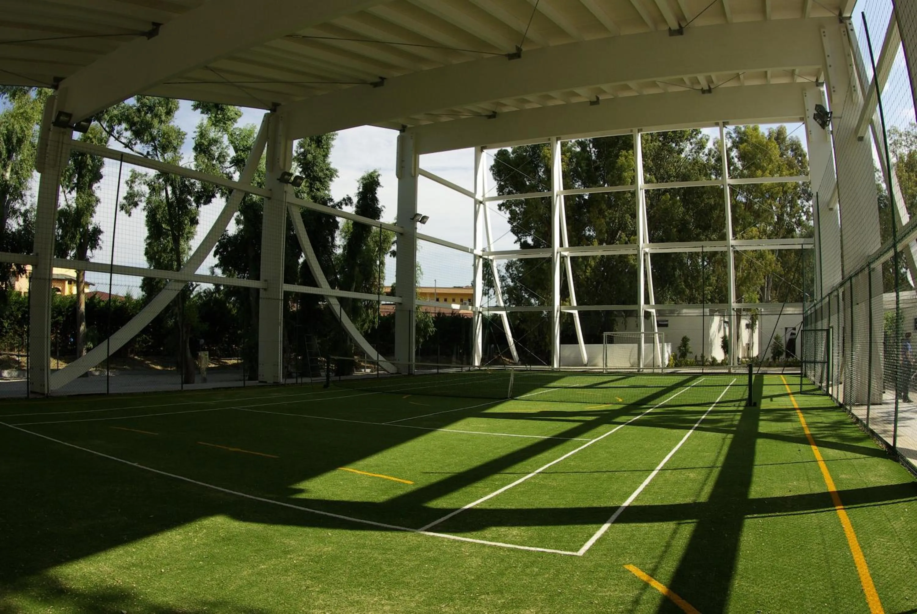 Tennis court in Sira Resort