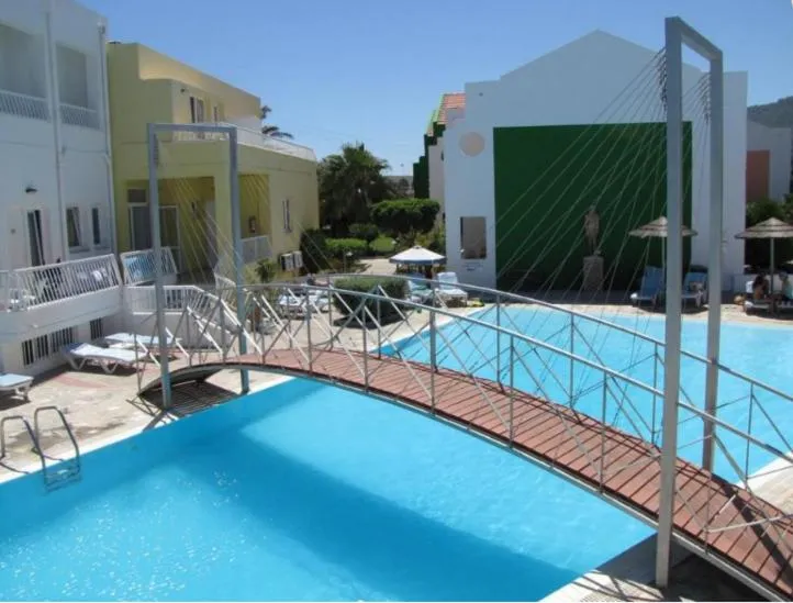 Swimming pool in Valsami Hotel Apartments