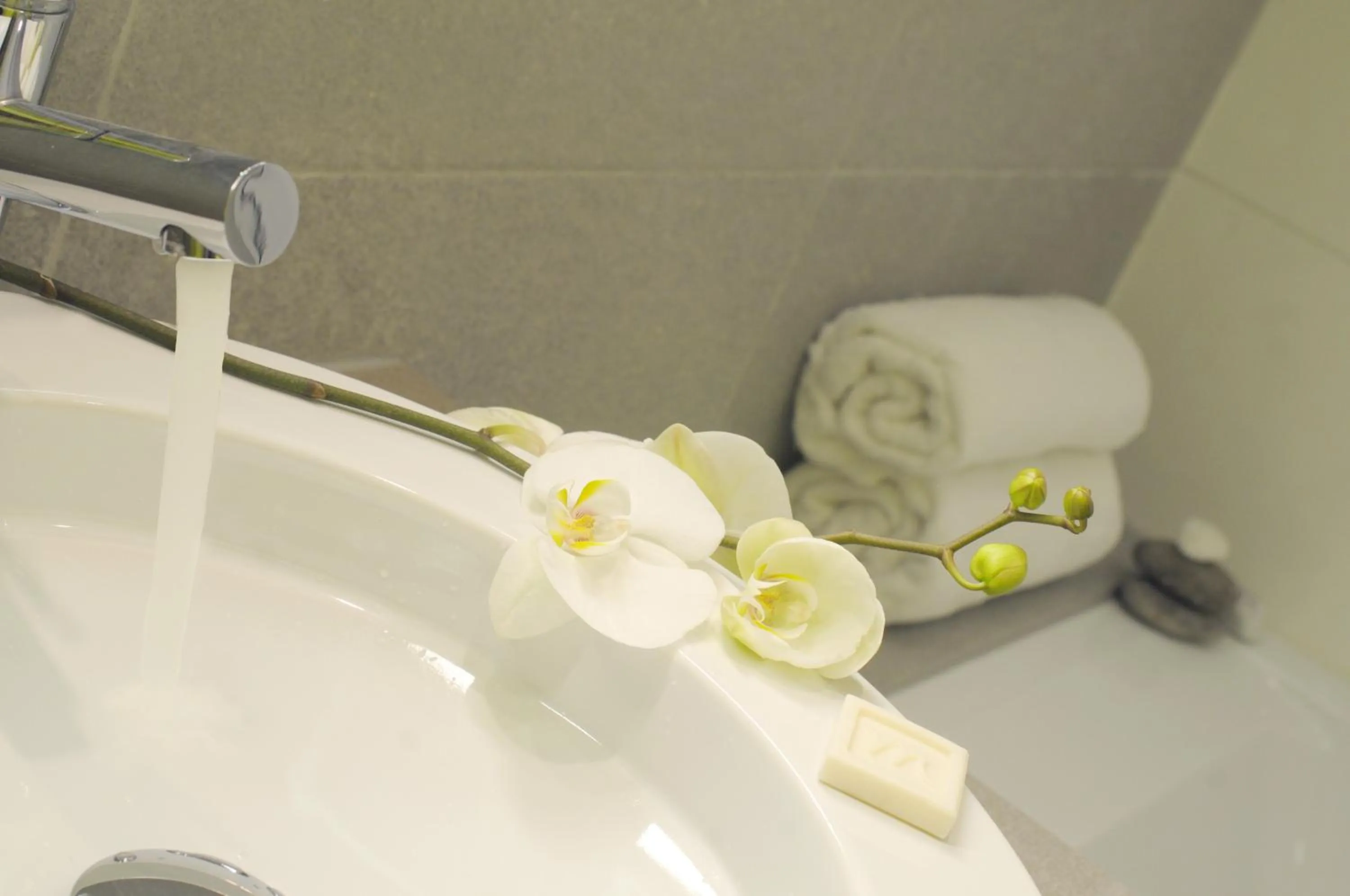 Bathroom in Mercure Nice Promenade Des Anglais