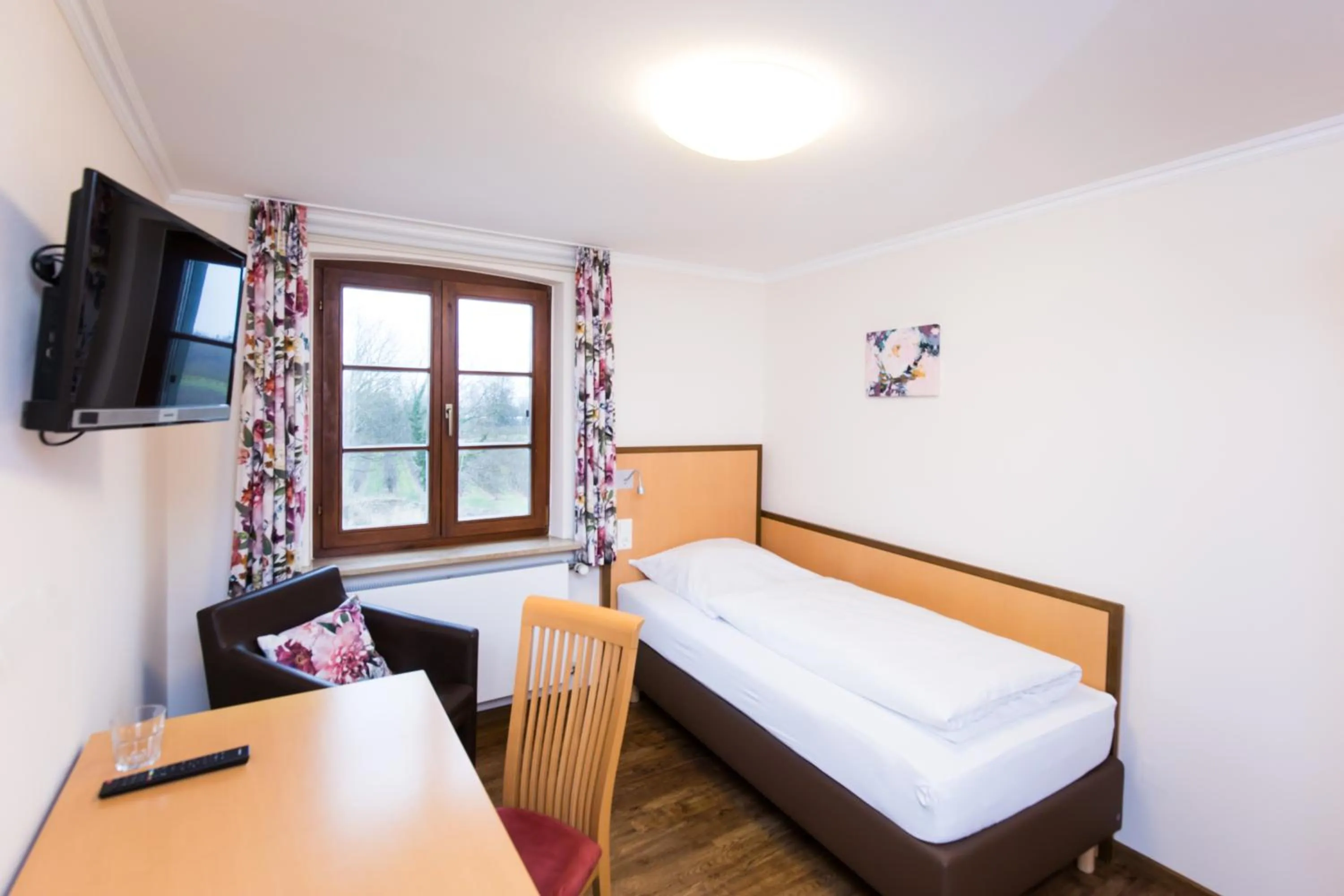 Photo of the whole room in Landhaus Vier Jahreszeiten