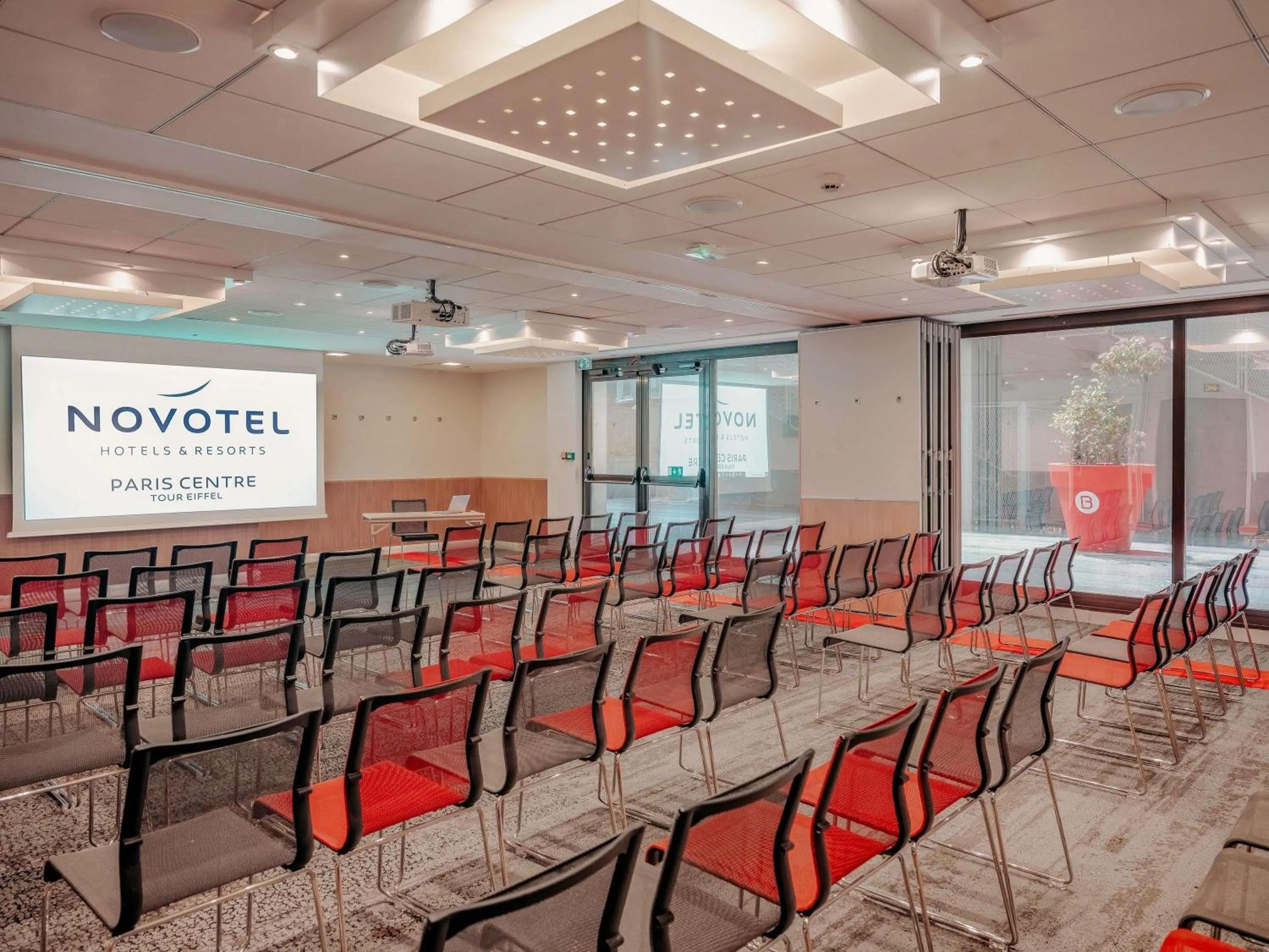 Meeting/conference room in Novotel Paris Centre Tour Eiffel