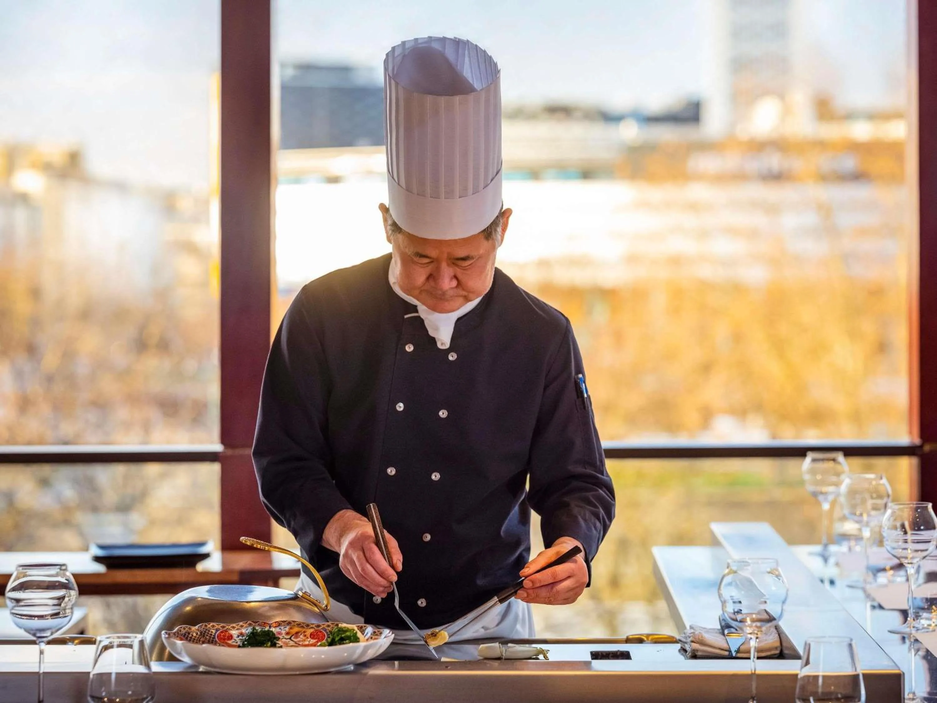 Restaurant/places to eat in Novotel Paris Centre Tour Eiffel