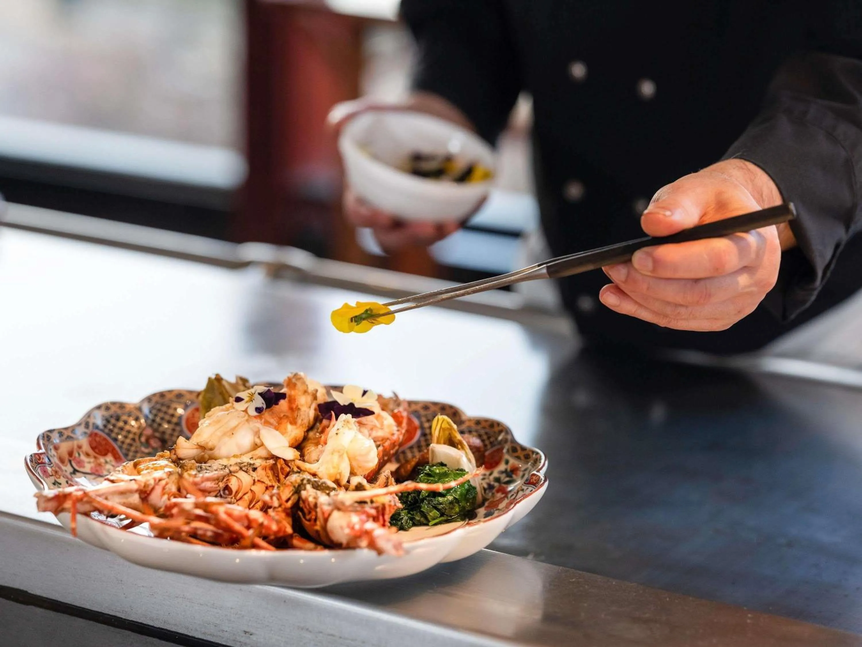 Restaurant/places to eat in Novotel Paris Centre Tour Eiffel