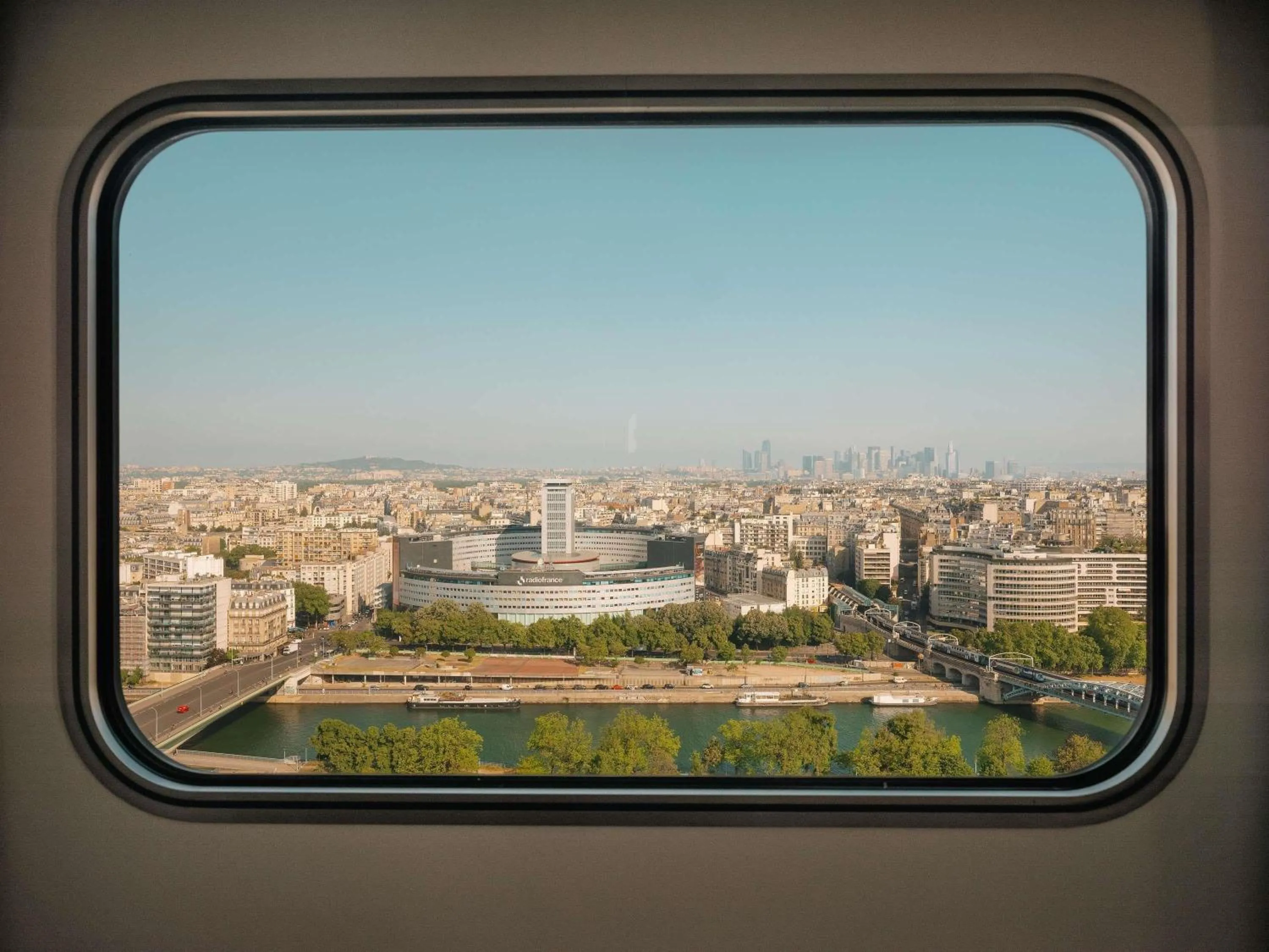 Bedroom in Novotel Paris Centre Tour Eiffel