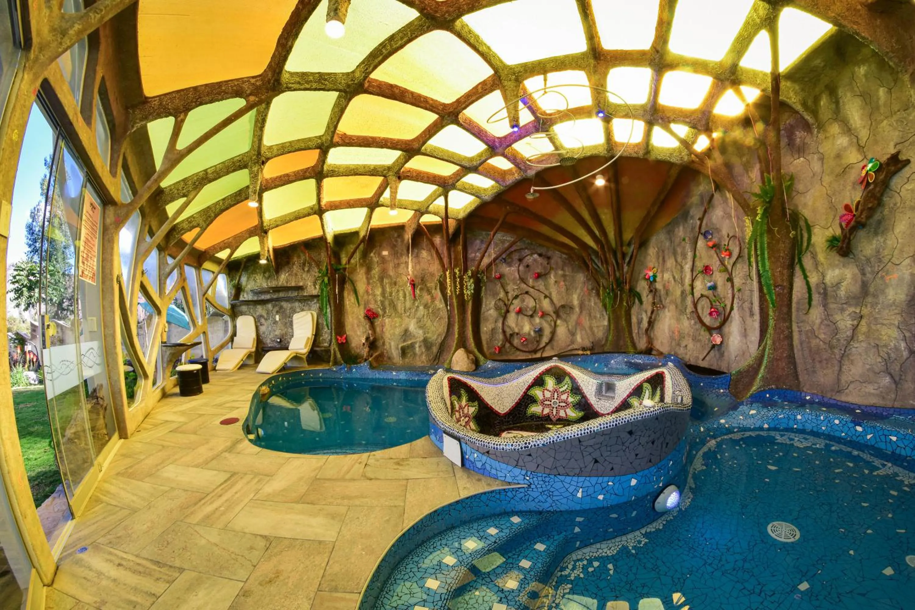 Swimming pool in Wifala Harmony Hotel