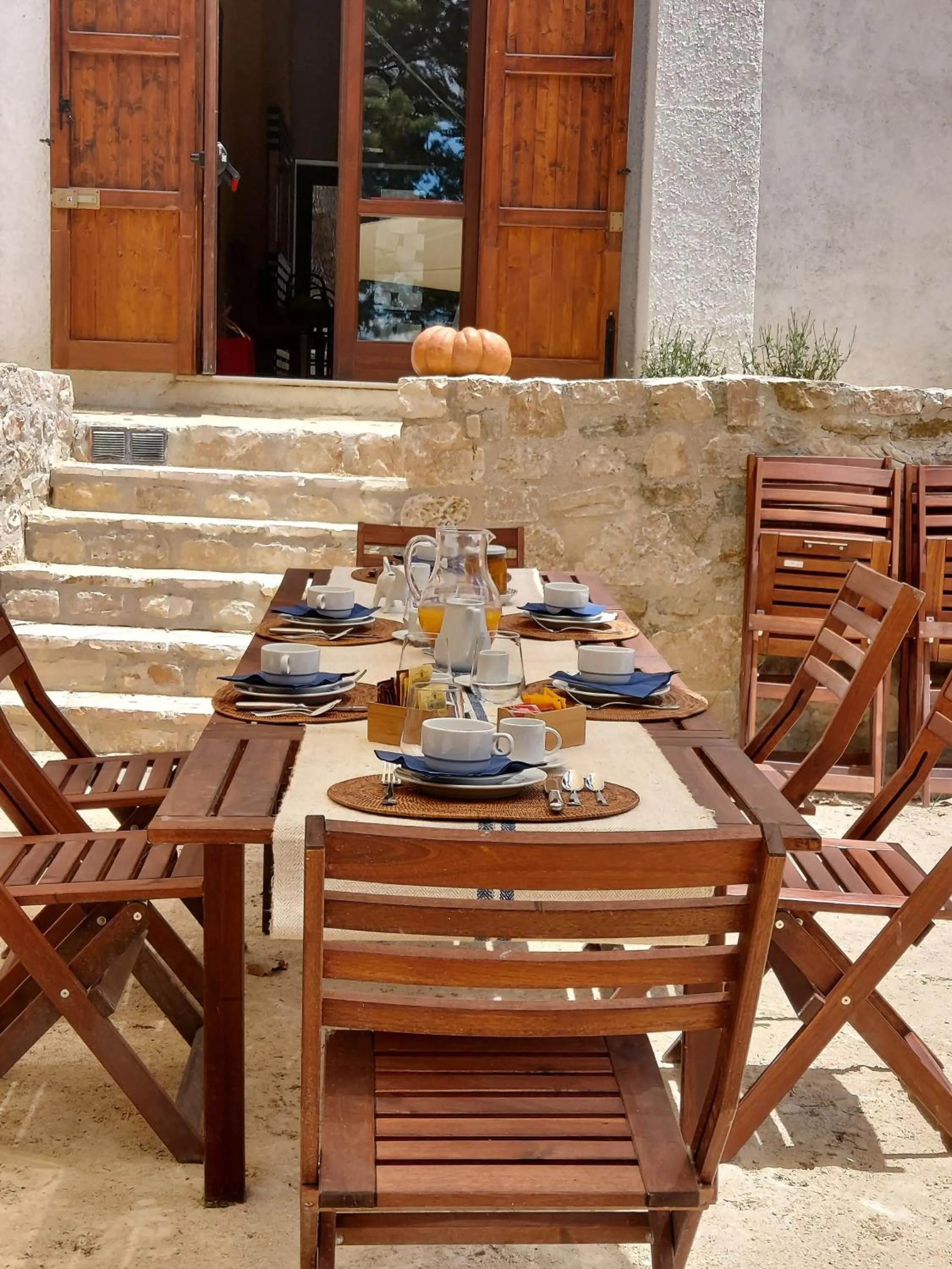 Food and drinks in Chiosi Country Club