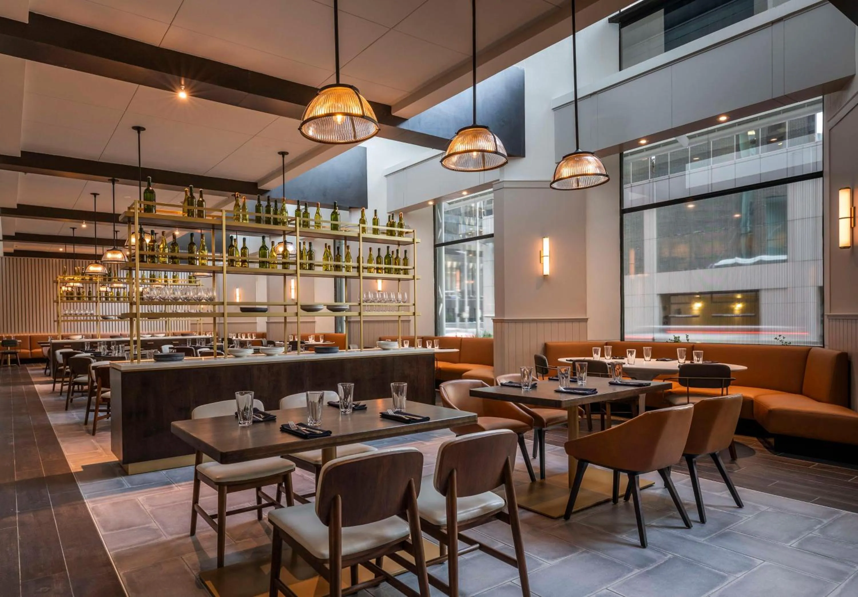 Restaurant/places to eat in Hyatt Regency Houston Downtown