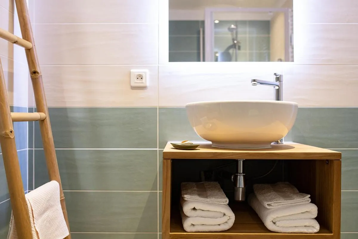 Bathroom in L'écrin de l'Orb