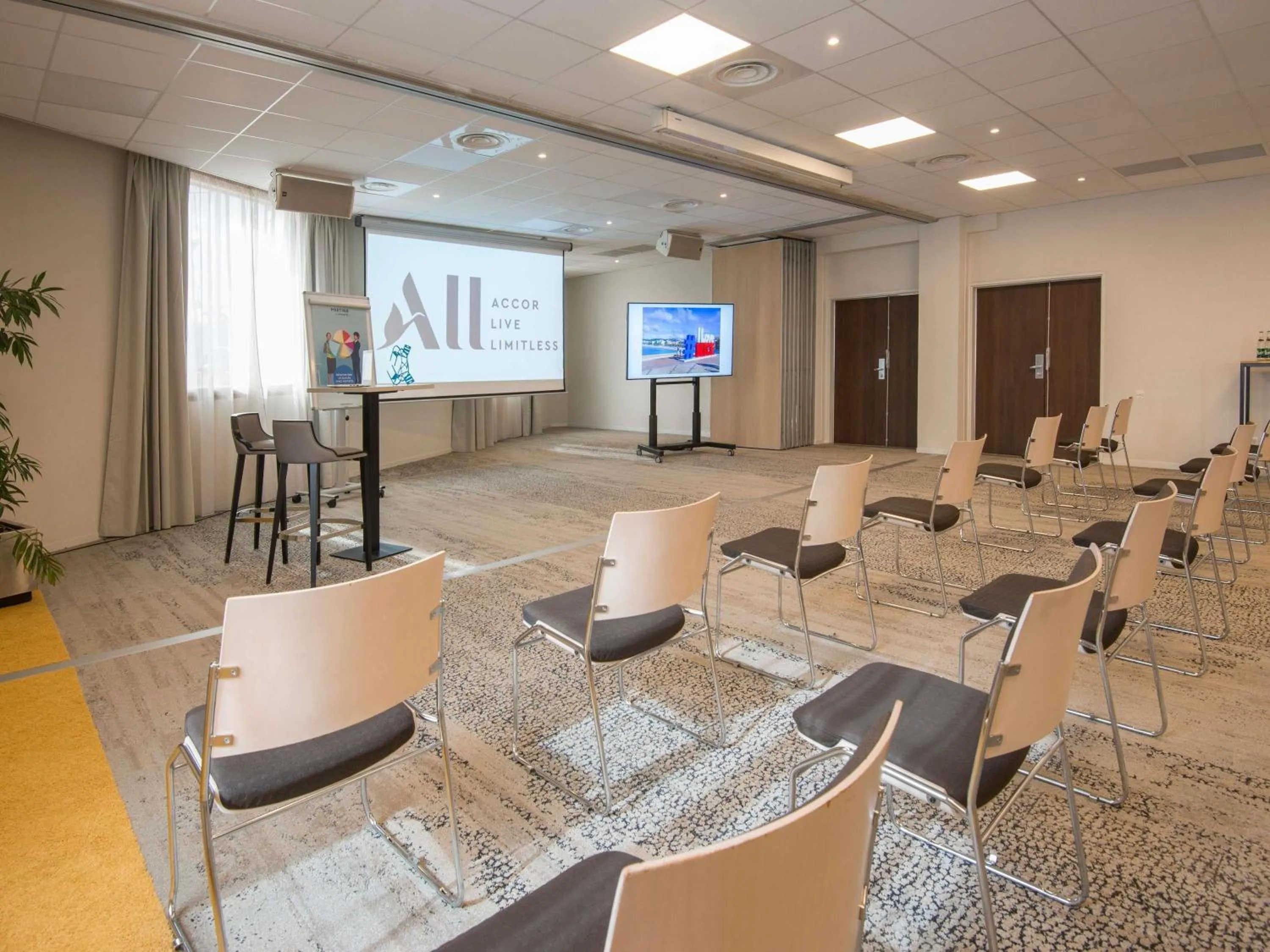 Meeting/conference room in Novotel Nice Arenas Aeroport