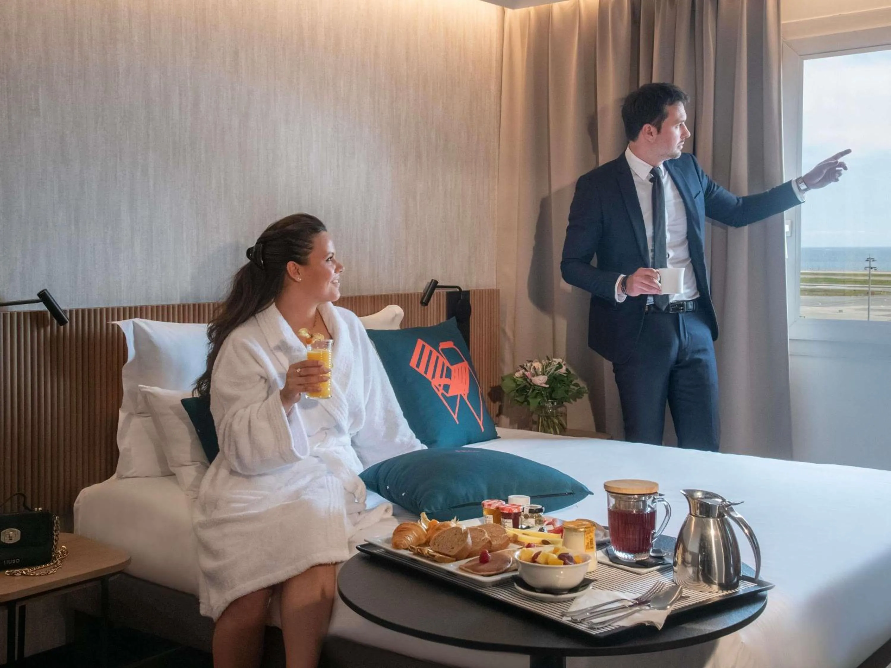 Bedroom in Novotel Nice Arenas Aeroport