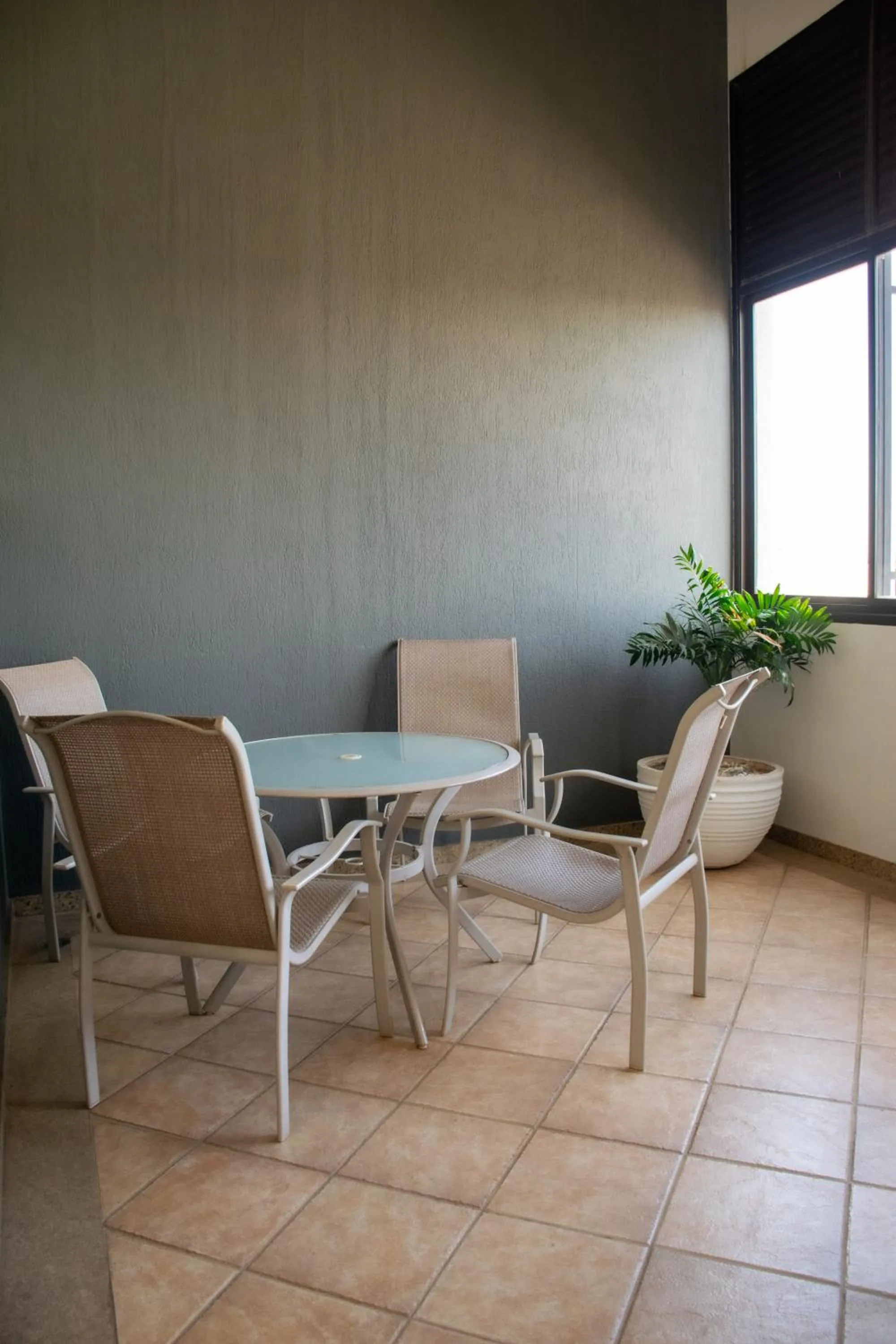 Seating area in New Life Piracicaba by Atlantica