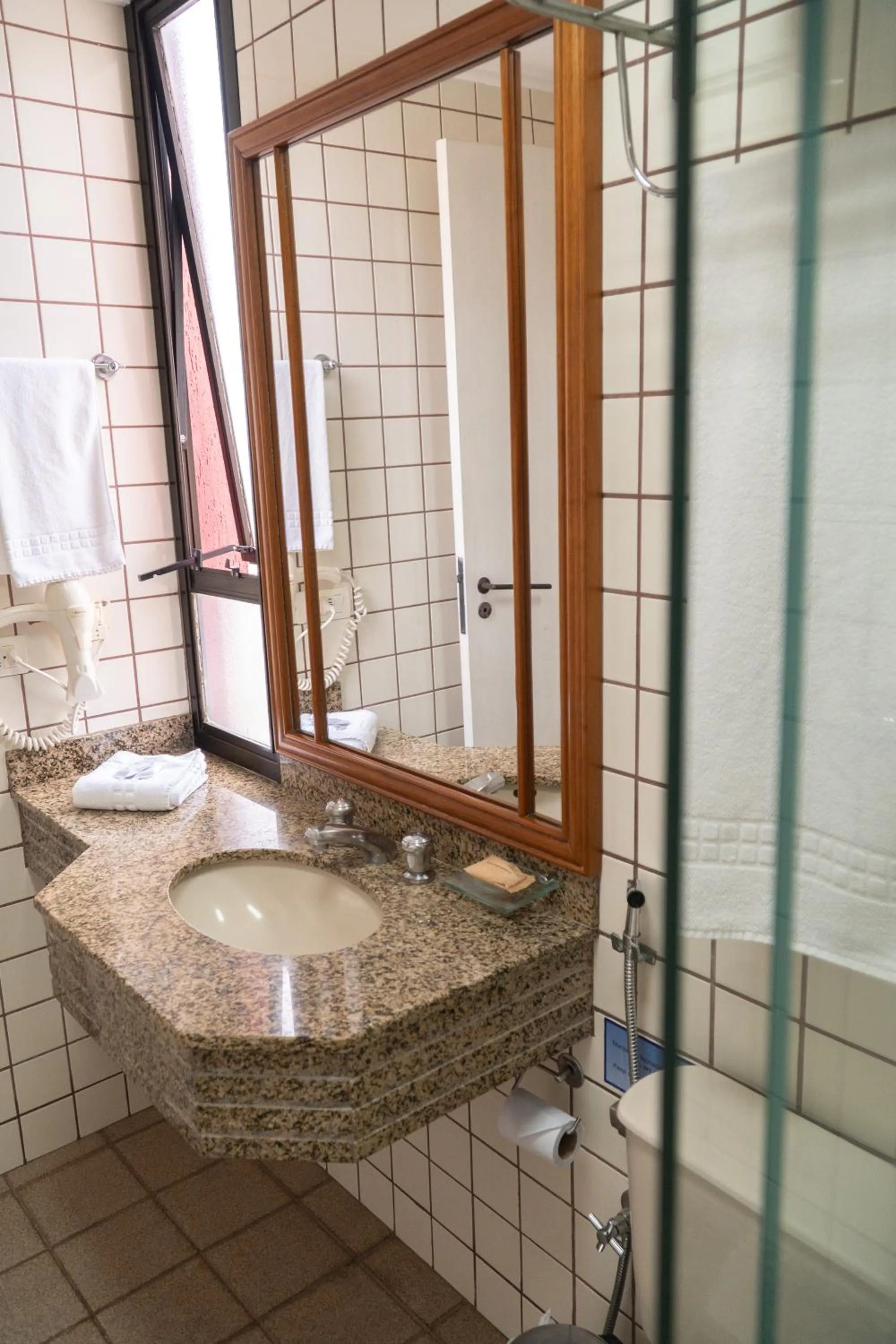 Bathroom in New Life Piracicaba by Atlantica