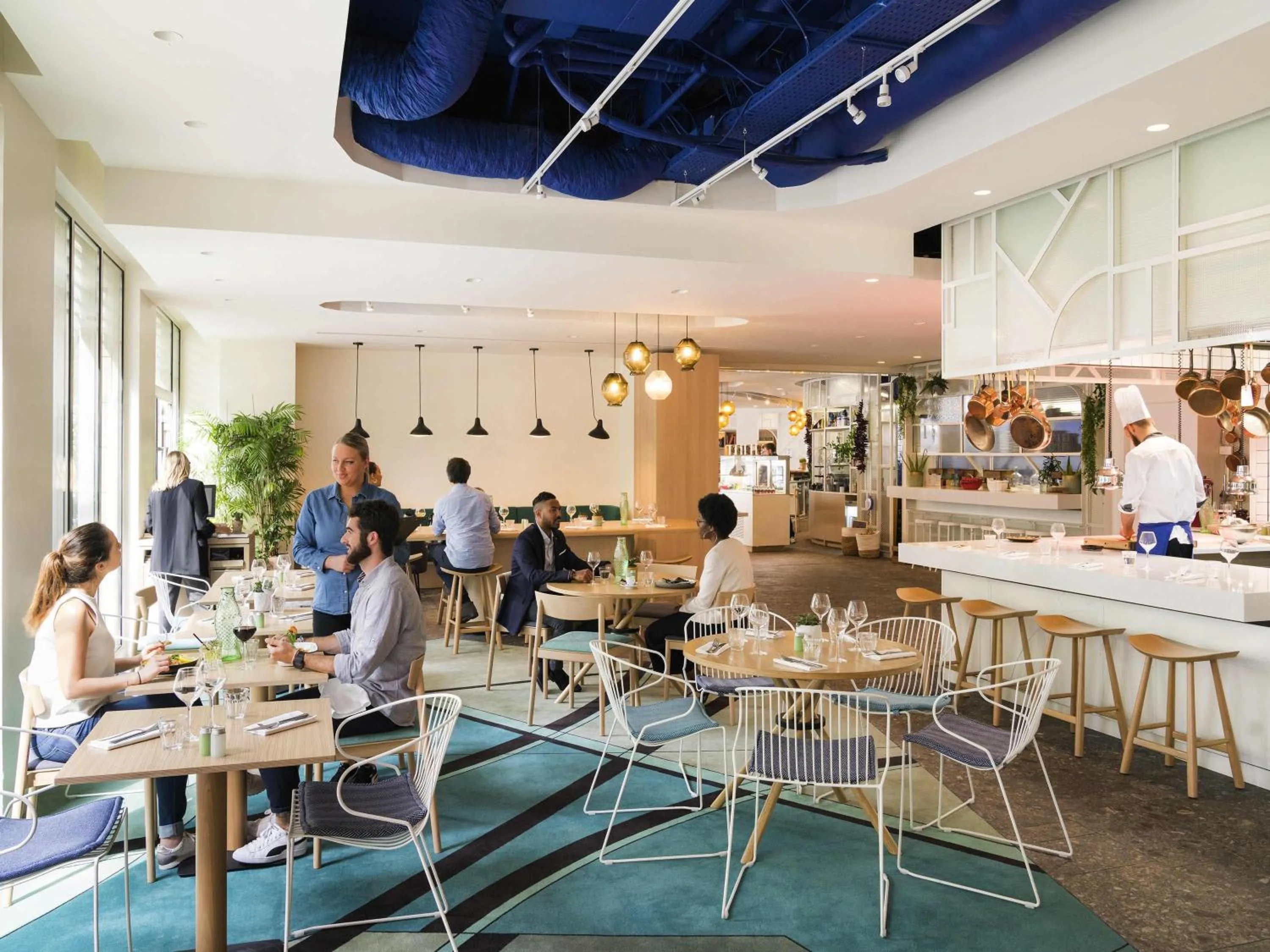 Restaurant/places to eat in Novotel Paris Centre Gare Montparnasse