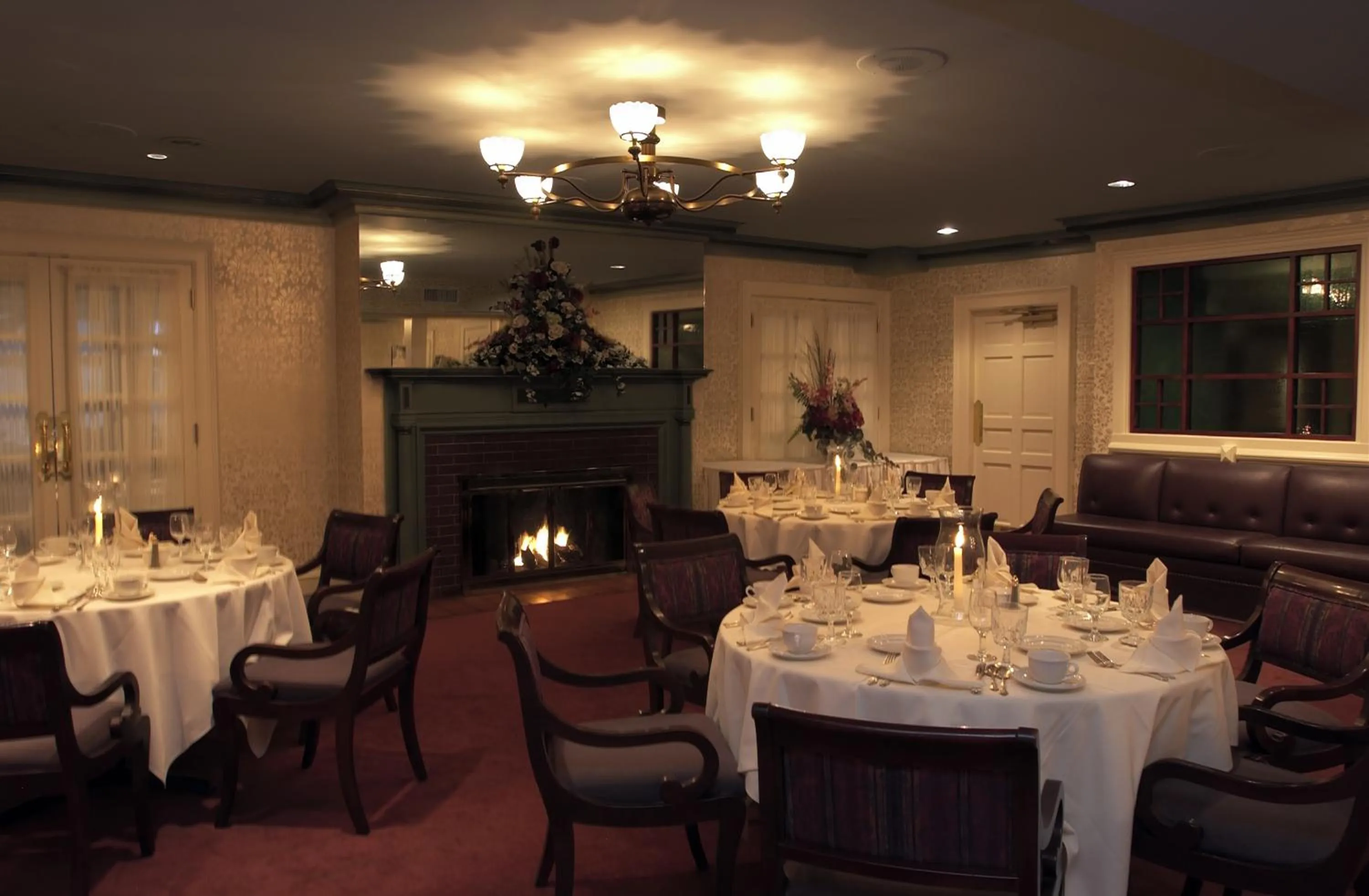 Banquet/Function facilities in D. Hotel Suites & Spa