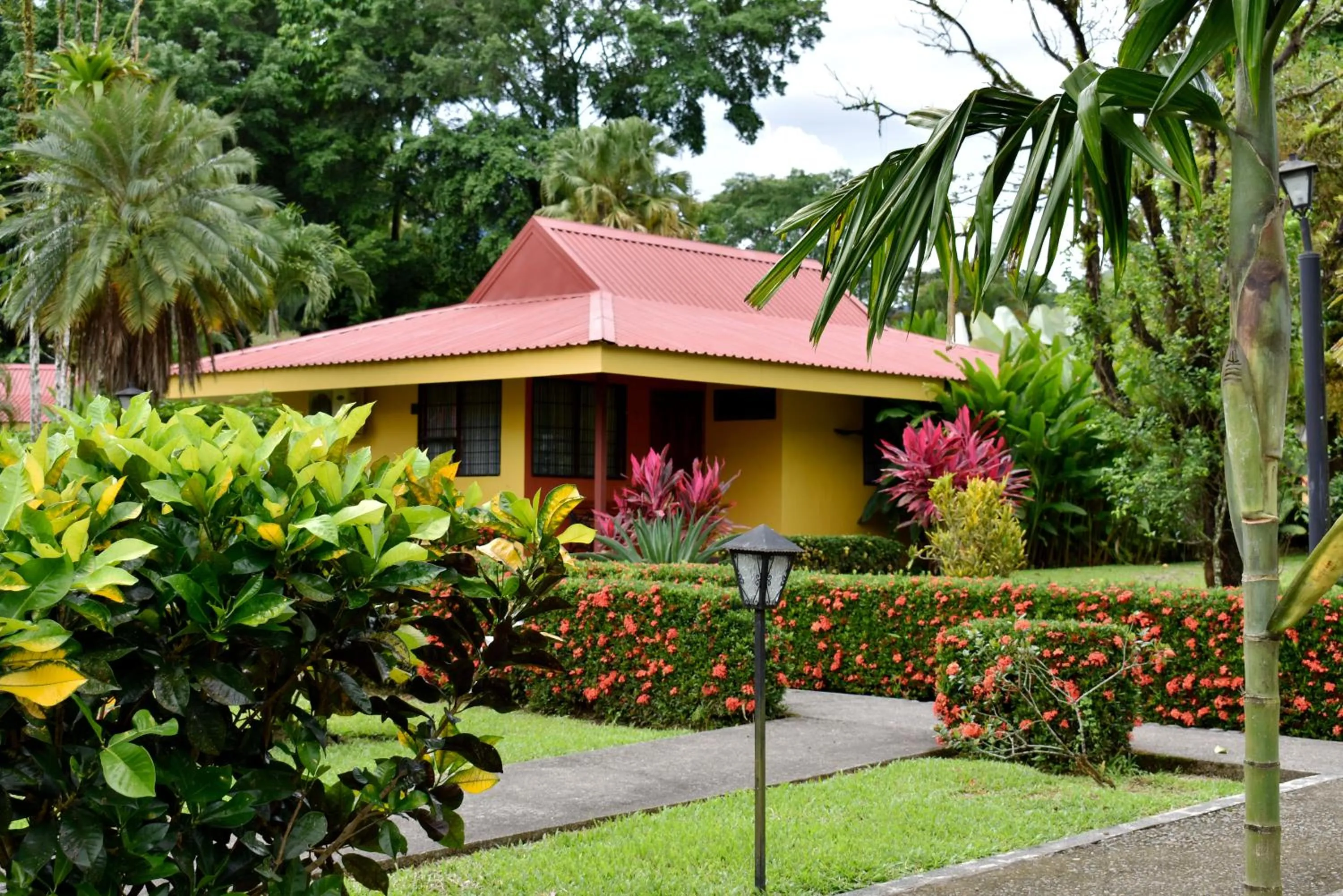Property building in Hotel Arenal Country Inn