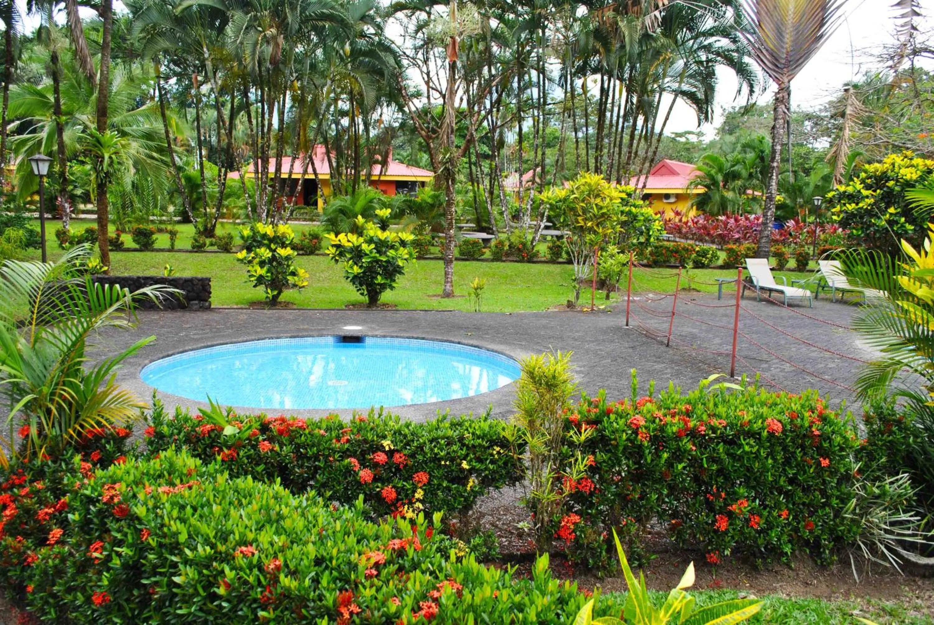 Garden in Hotel Arenal Country Inn
