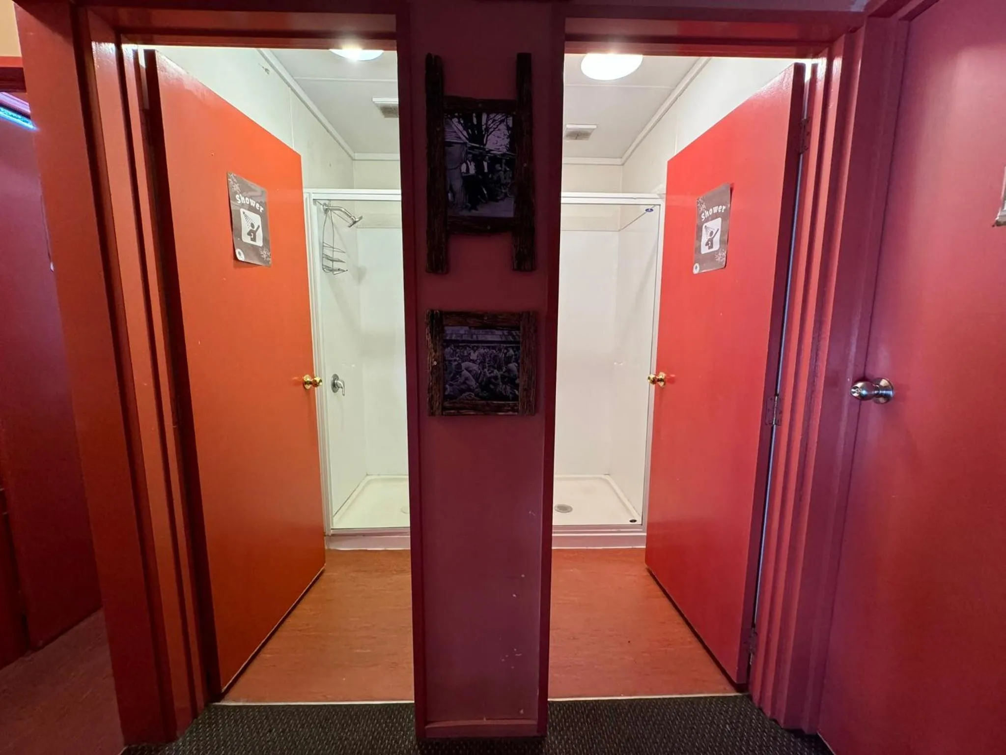 Shower in Southern Laughter Backpackers