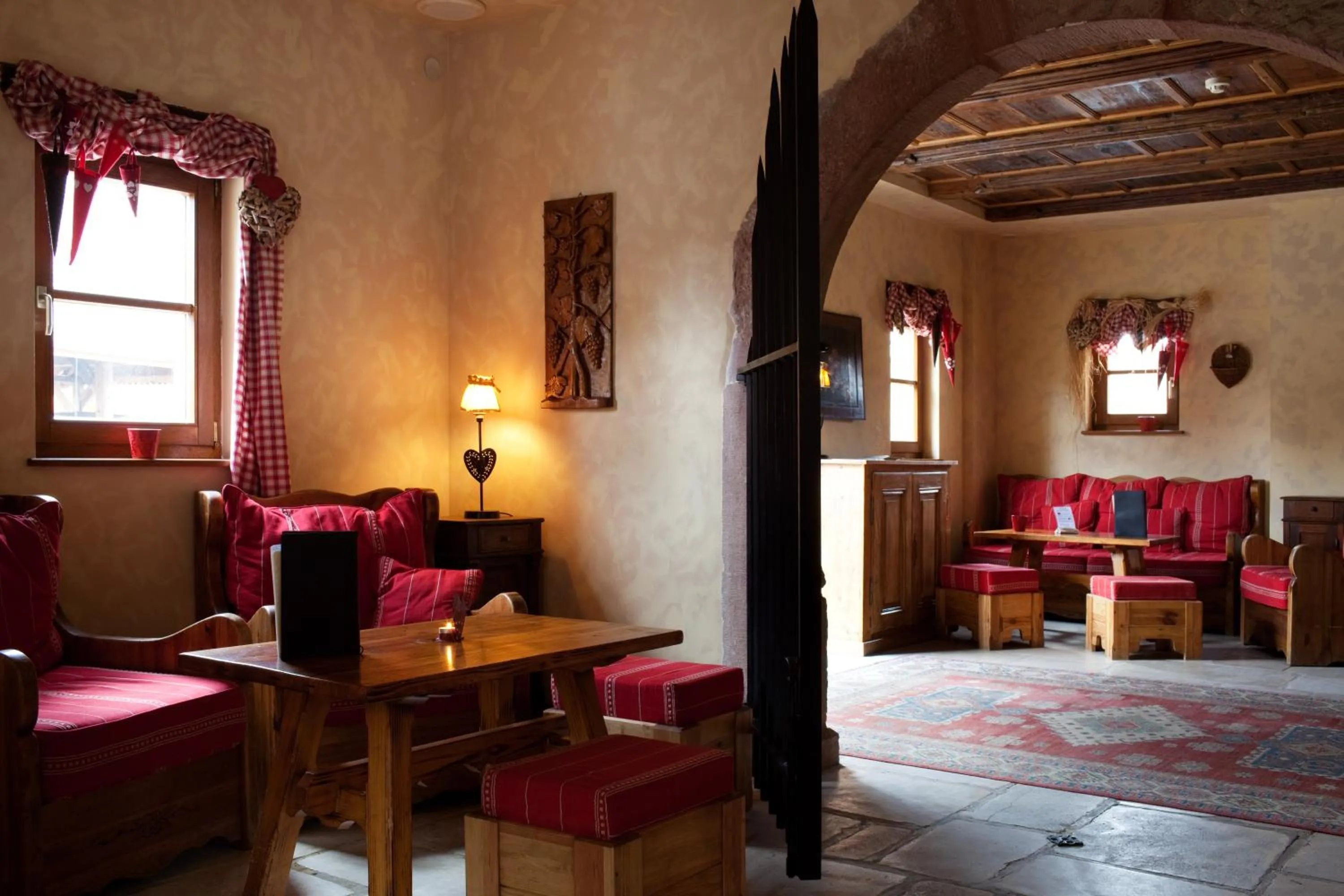 Communal lounge/ TV room in Le Domaine de Rouffach