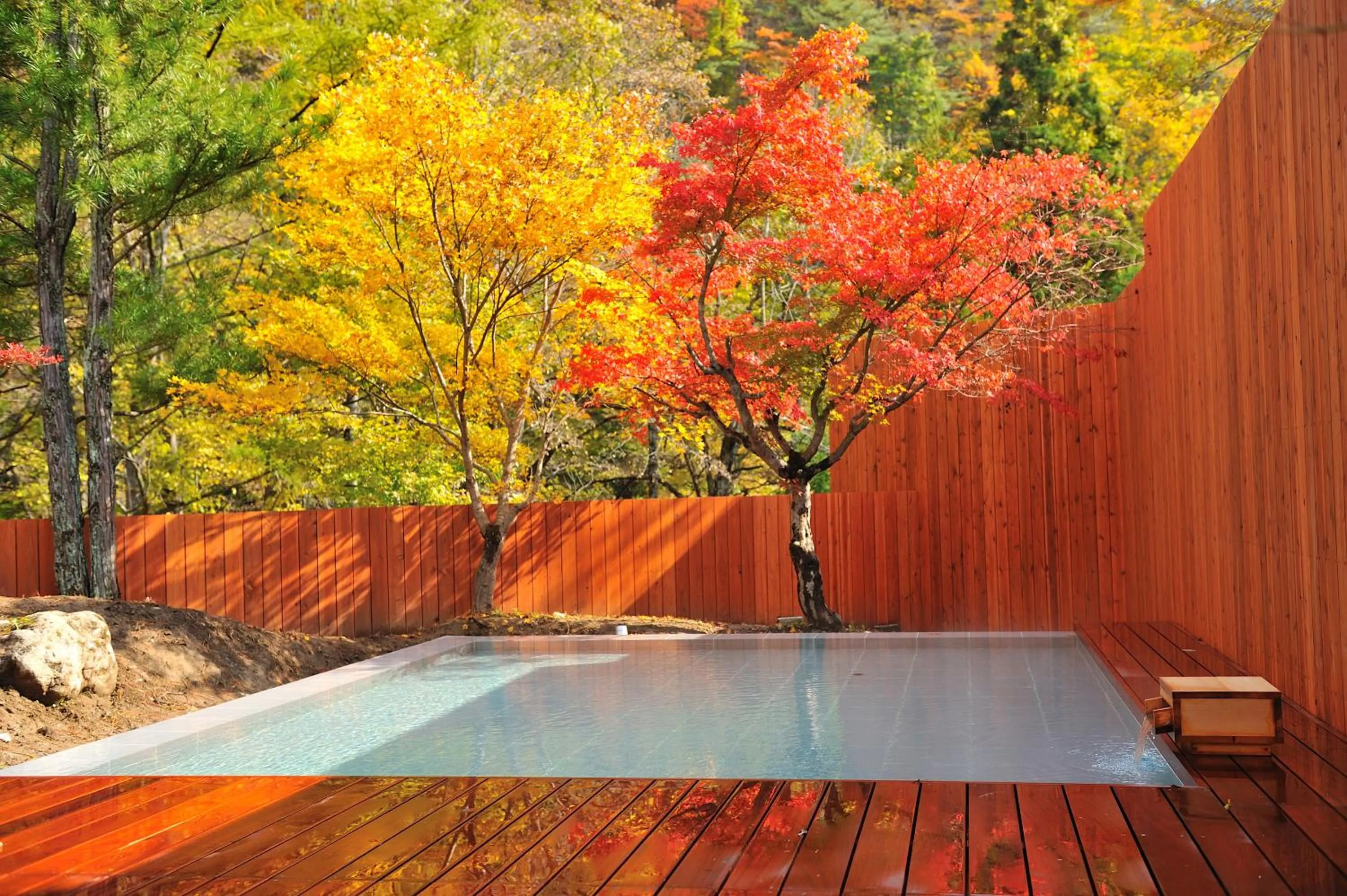Hot Spring Bath in Yukaen