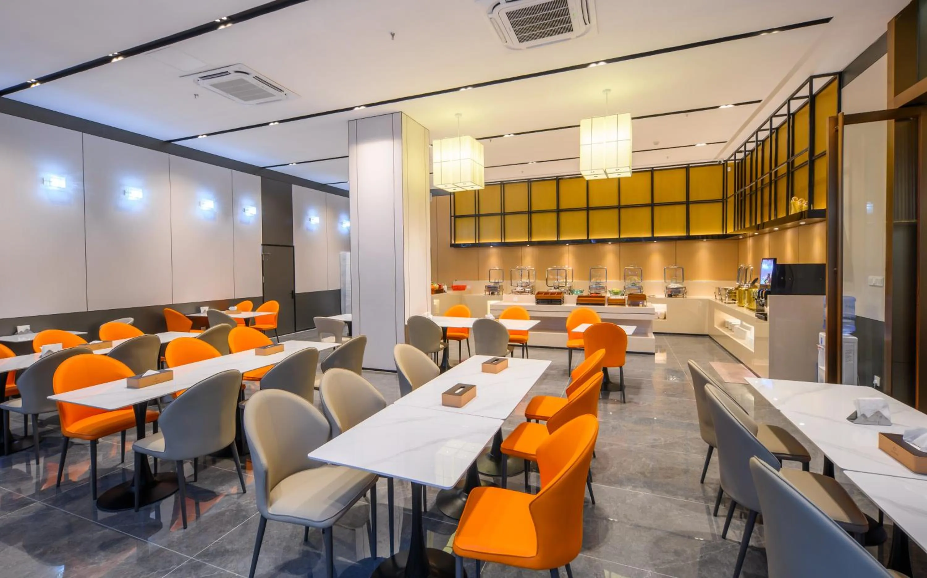 Restaurant/places to eat in Shanshui S Hotel