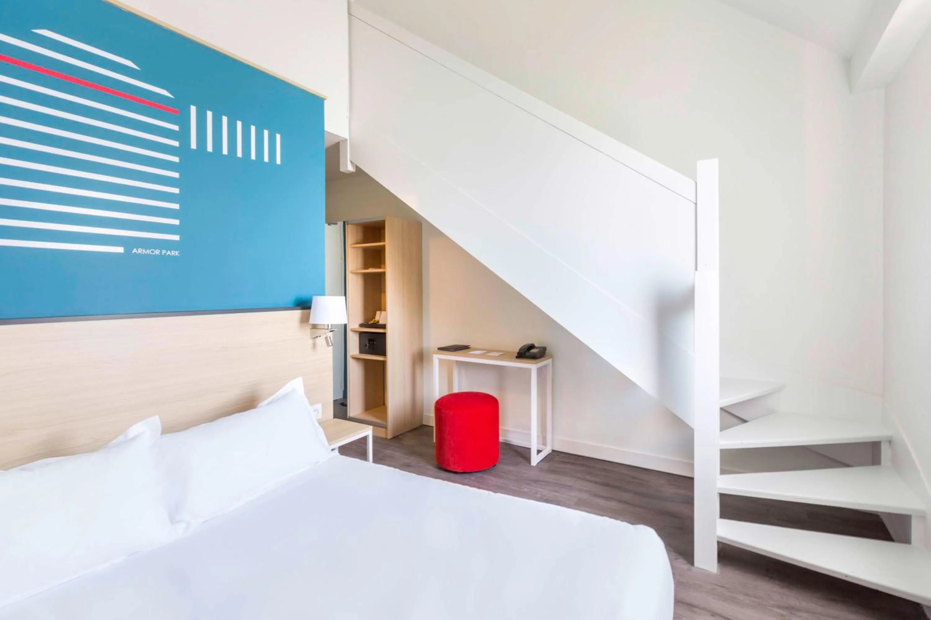 Bedroom, Bed in Best Western Armor Park Dinan et Spa