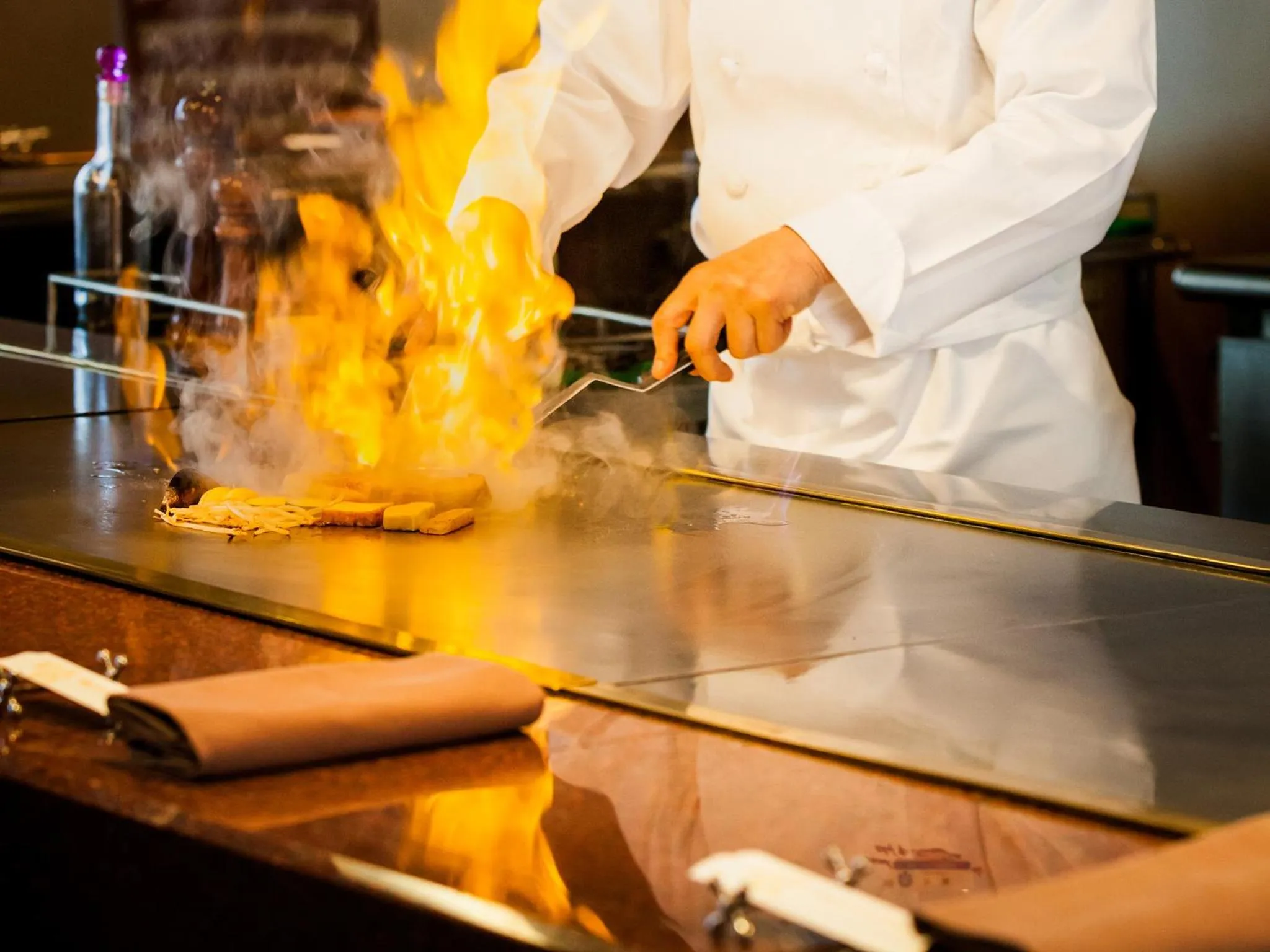 Restaurant/places to eat in The Crown Palais Kochi