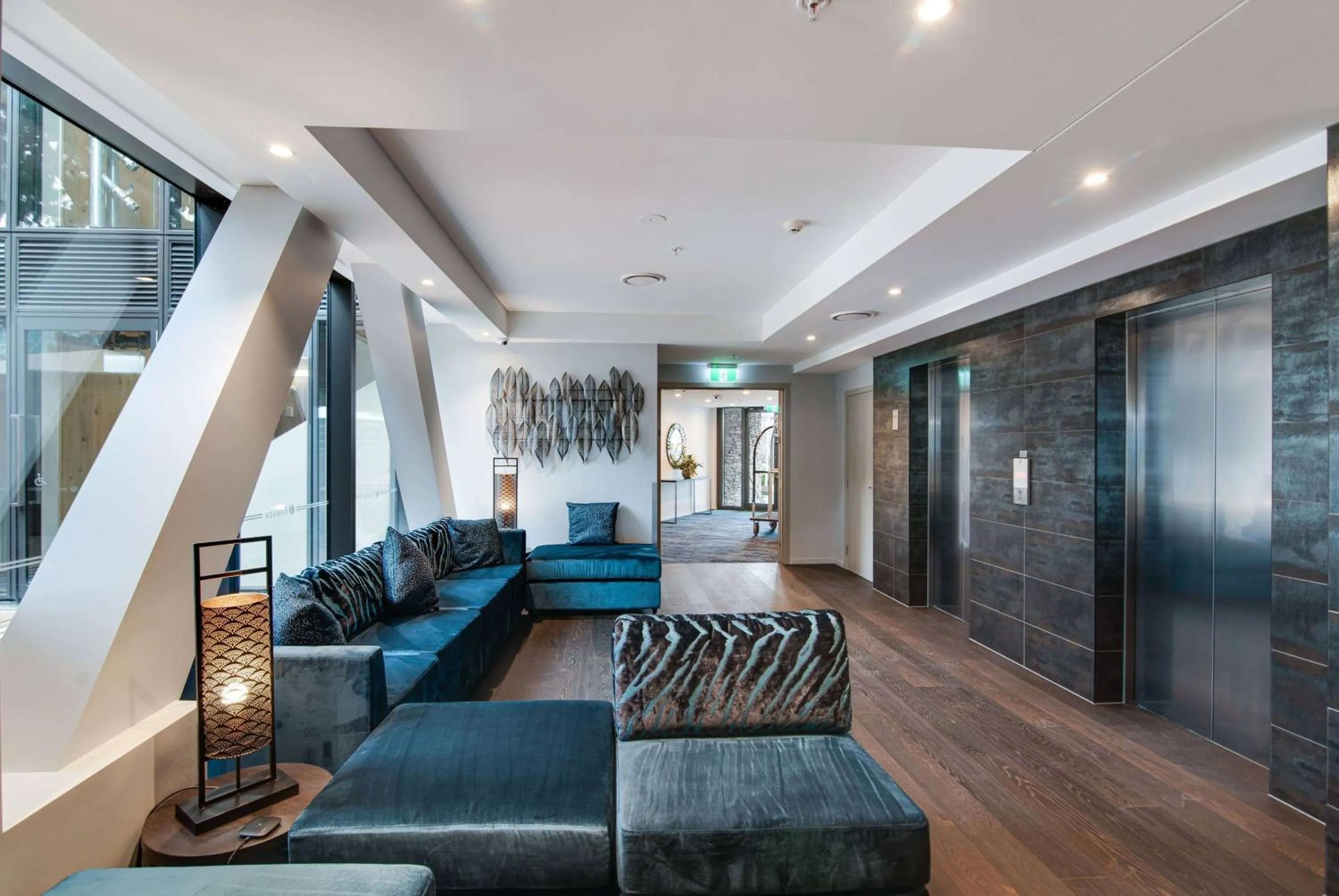 Lobby or reception in Ramada by Wyndham Queenstown Central