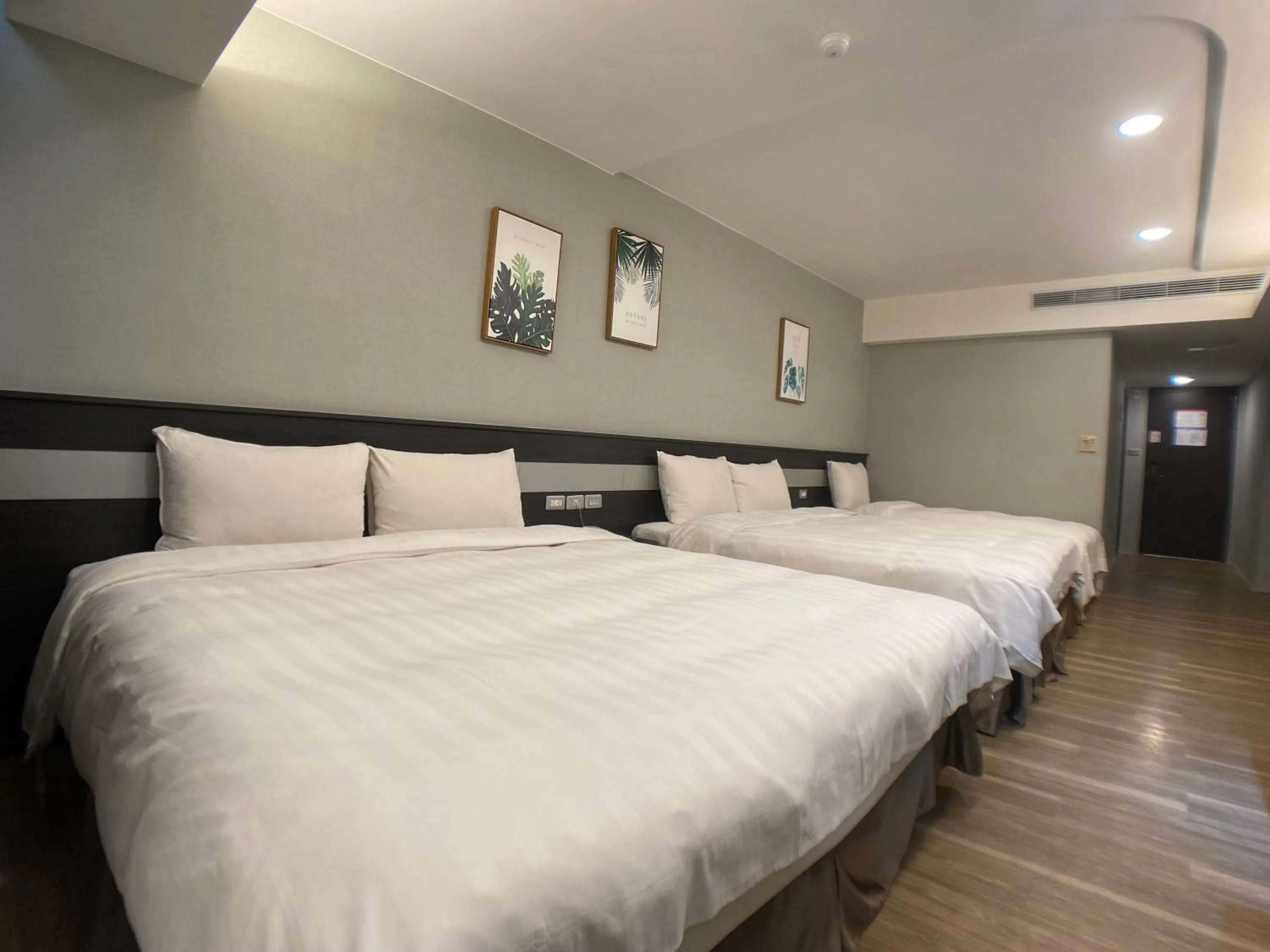 Bedroom, Bed in Taichung One Chung Hotel