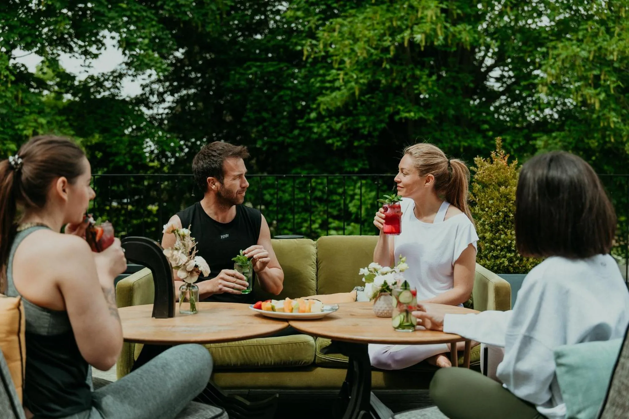 Lounge or bar in Hotel Mercure Parc du Coudray - Barbizon