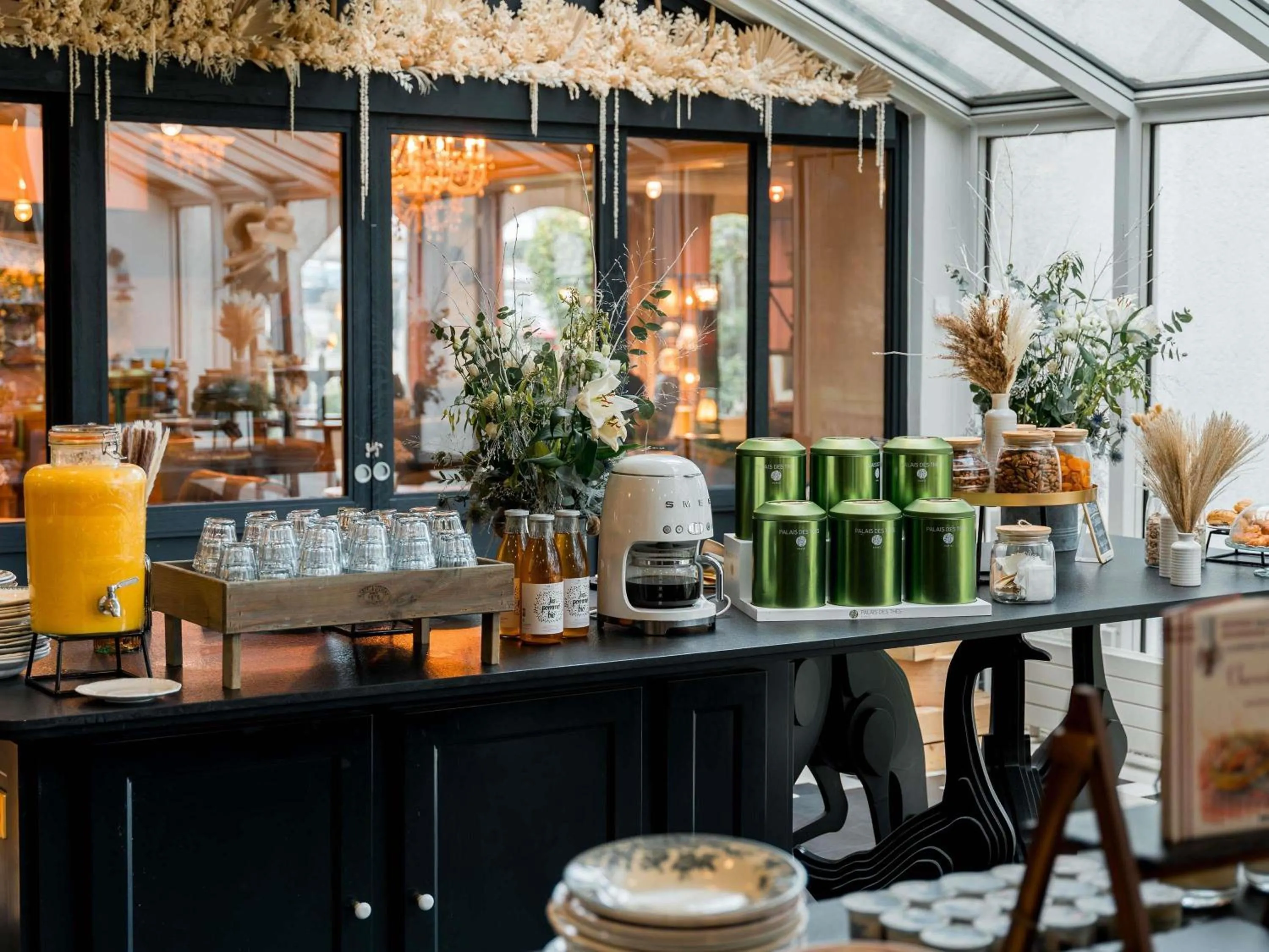 Breakfast in Hotel Mercure Parc du Coudray - Barbizon