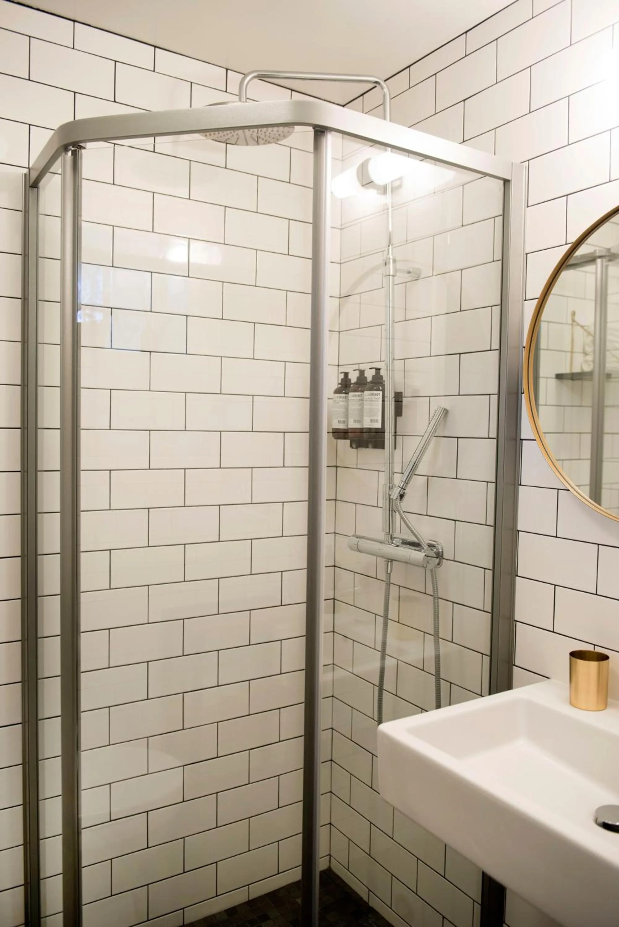 Shower in Värdshuset Lindgården