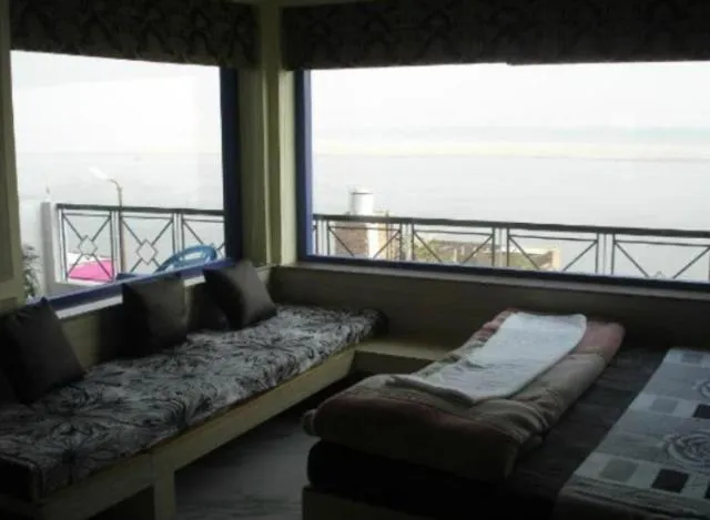 Sea view, Bed in Rahul Guest House
