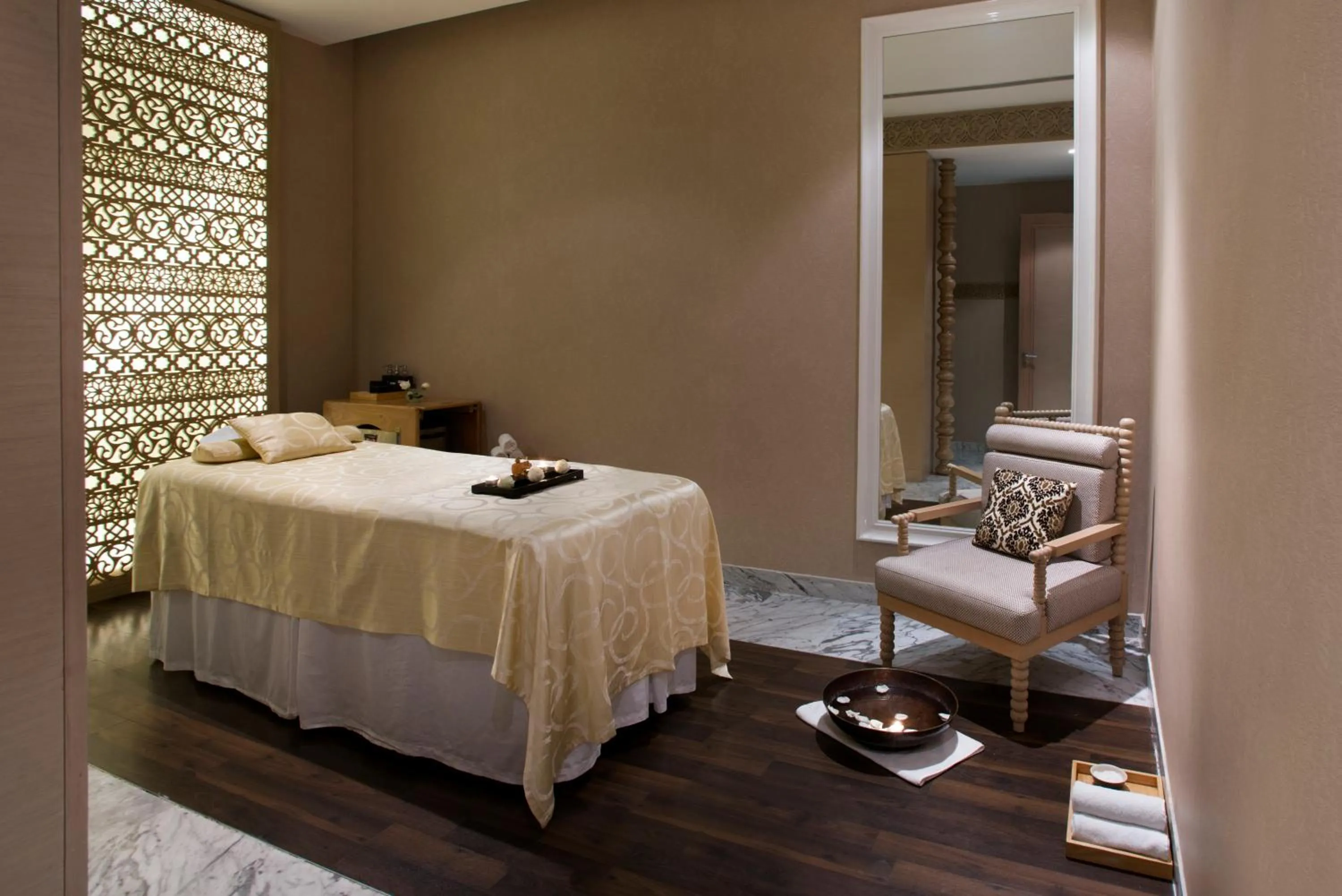 Massage, Bed in Hyatt Regency Gurgaon