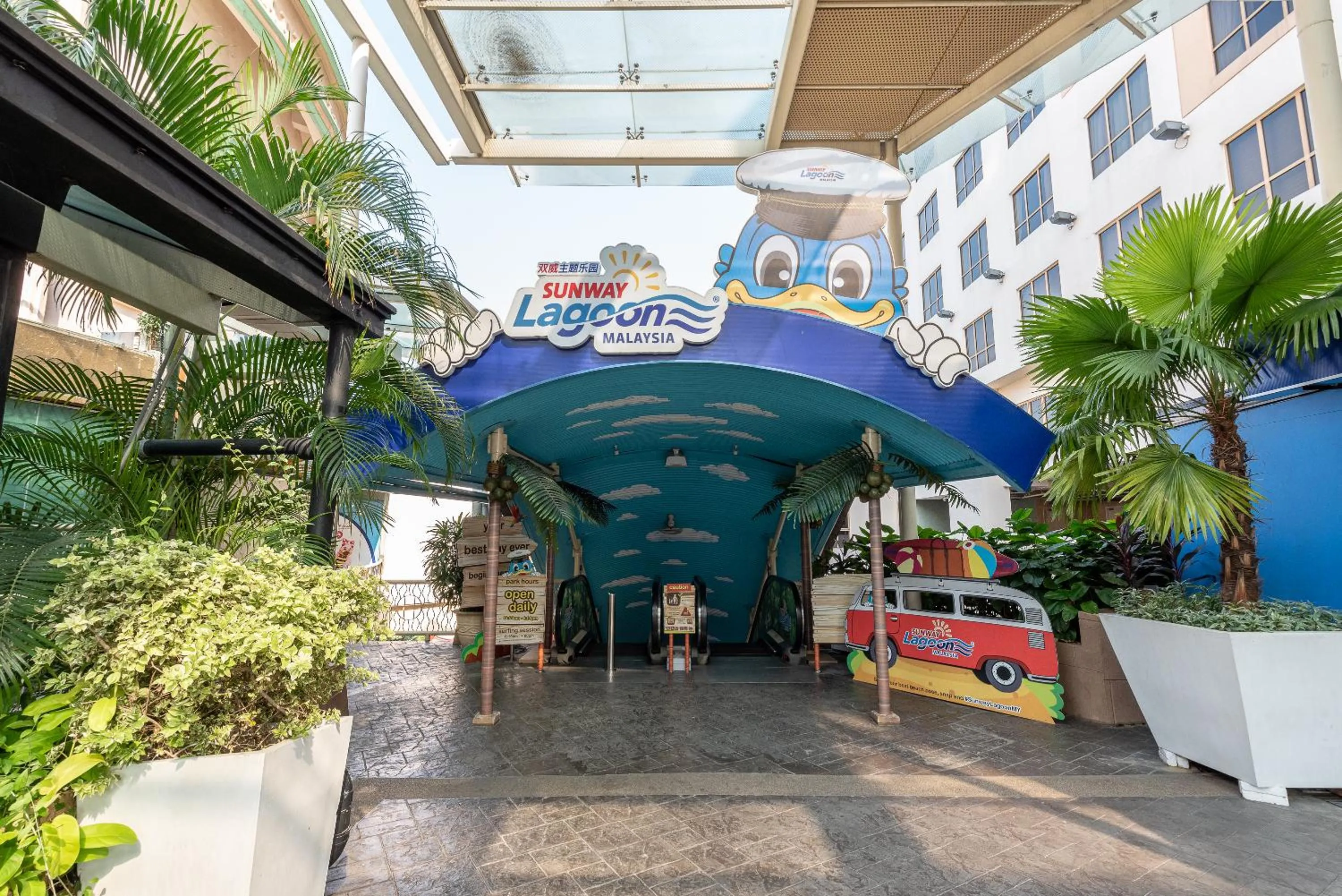 Resort Suites Pyramid & Lagoon