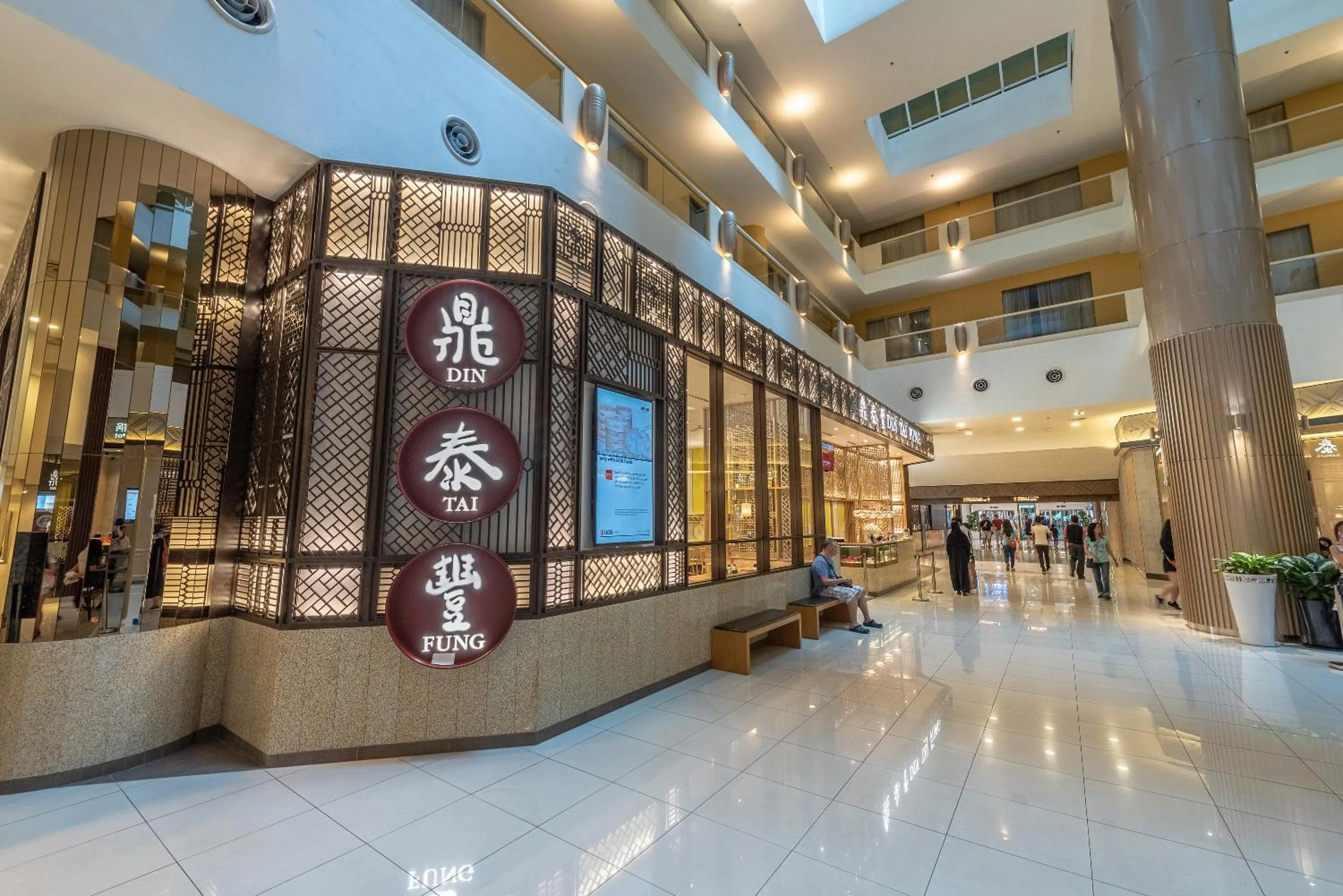 Resort Suites Pyramid & Lagoon