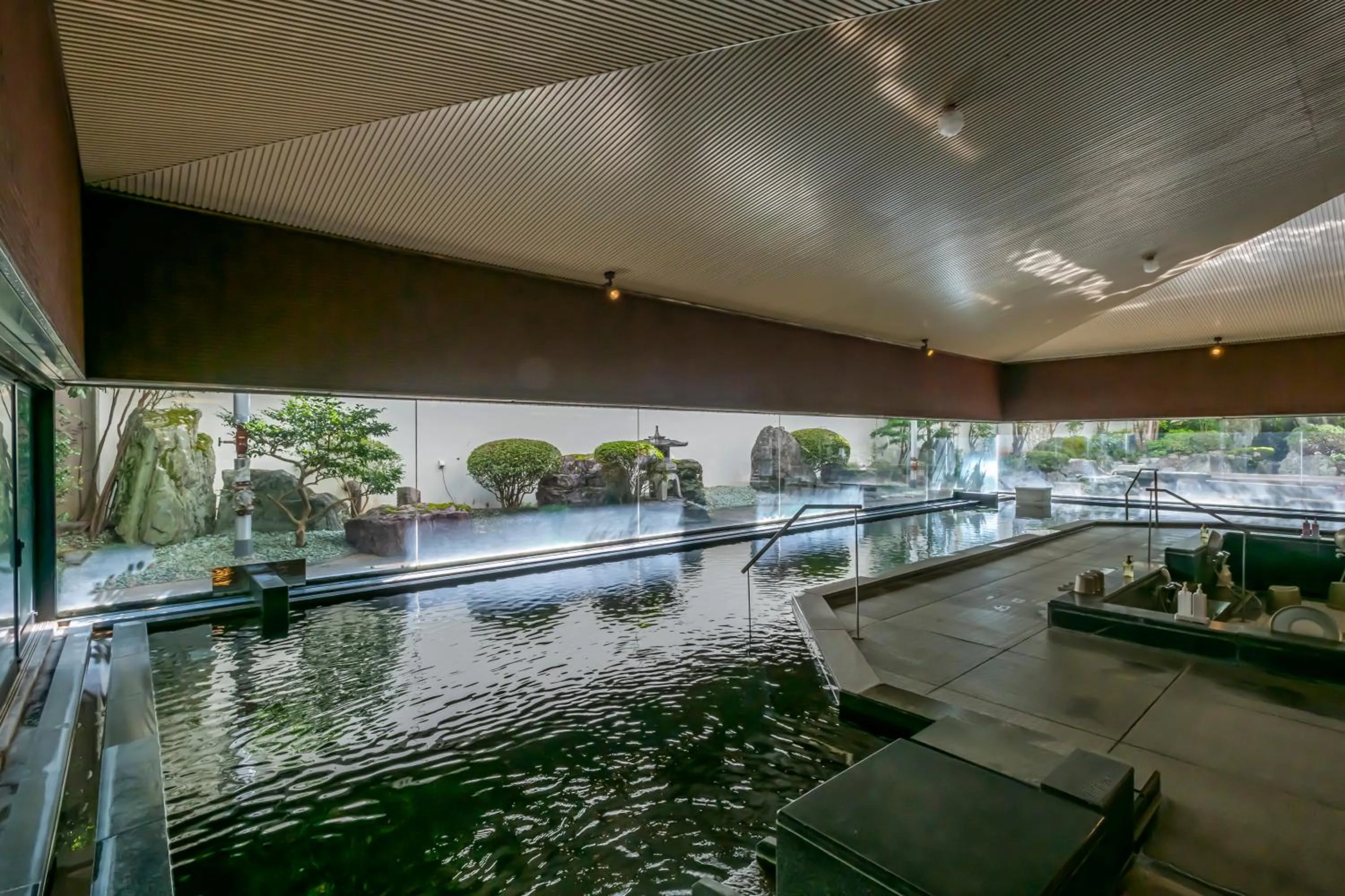 Hot Spring Bath in Kinugawa Grand Hotel Yumenotoki