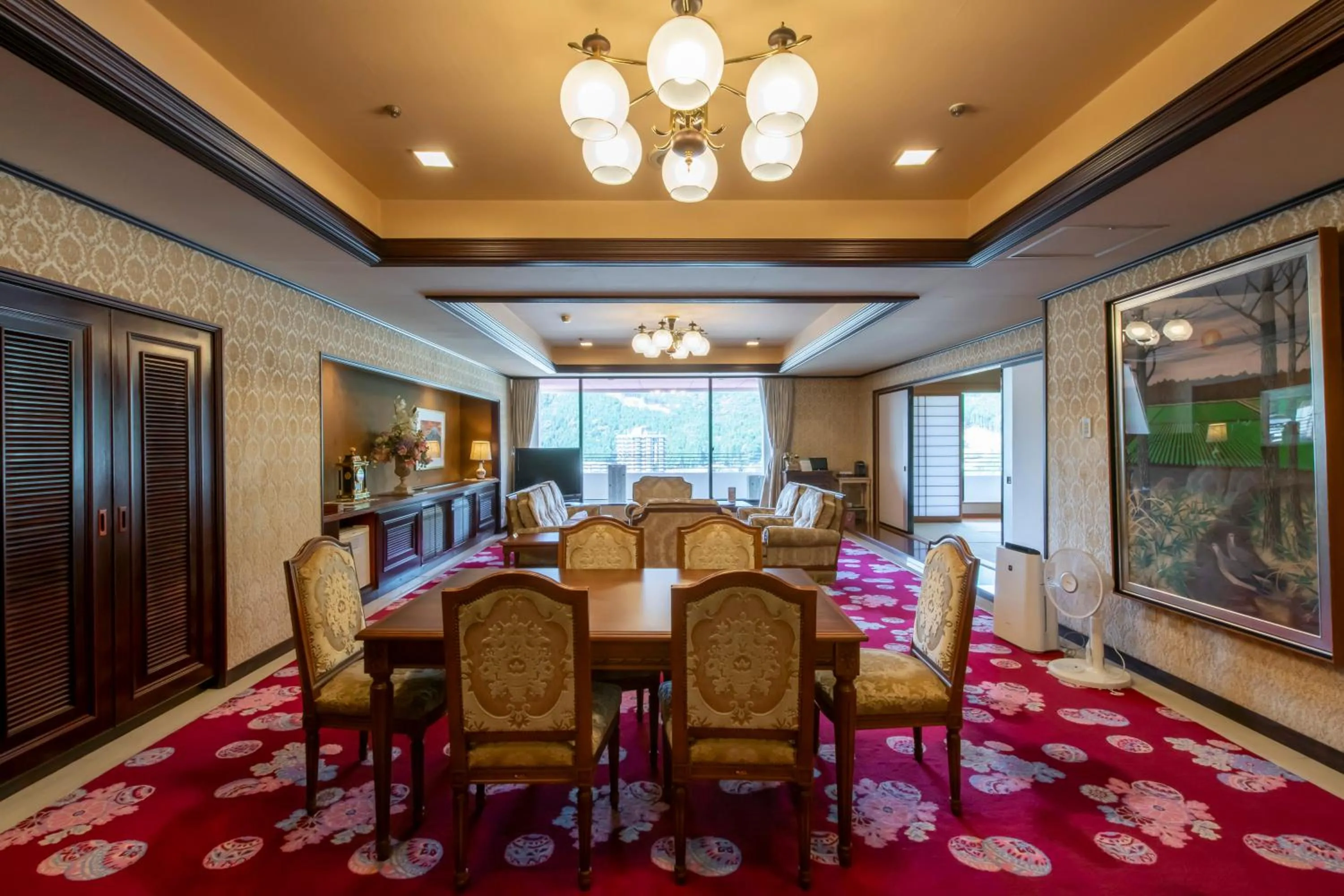 Living room in Kinugawa Grand Hotel Yumenotoki