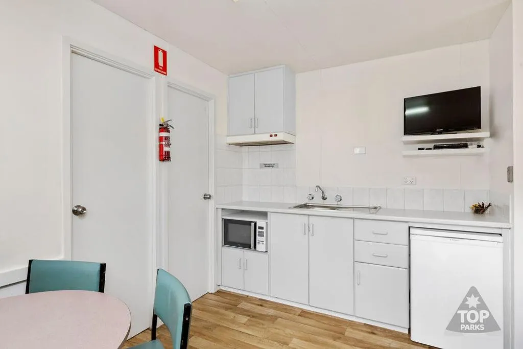 Kitchen or kitchenette in Gawler Caravan Park
