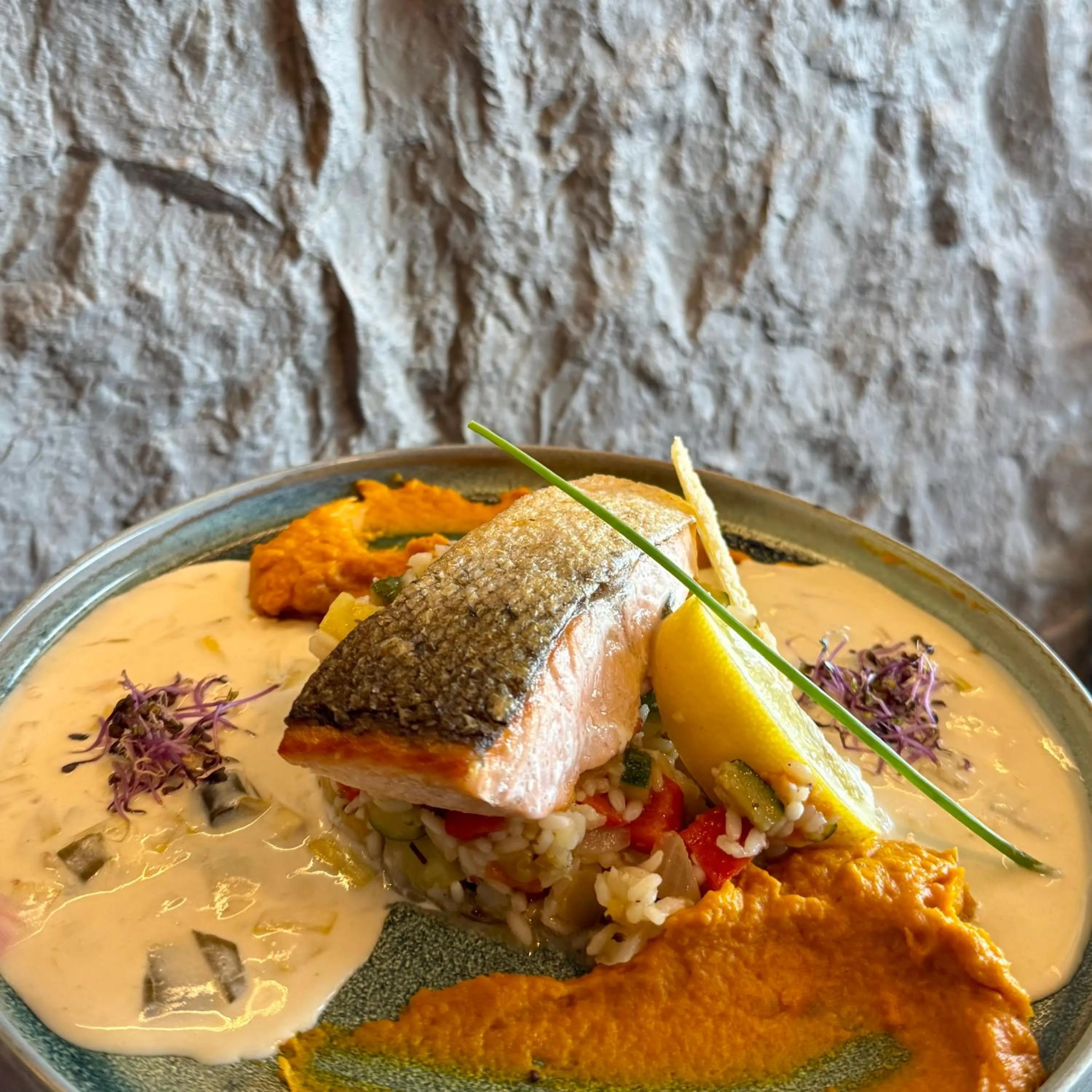 Restaurant/places to eat in Logis Hôtel Restaurant Bellevue