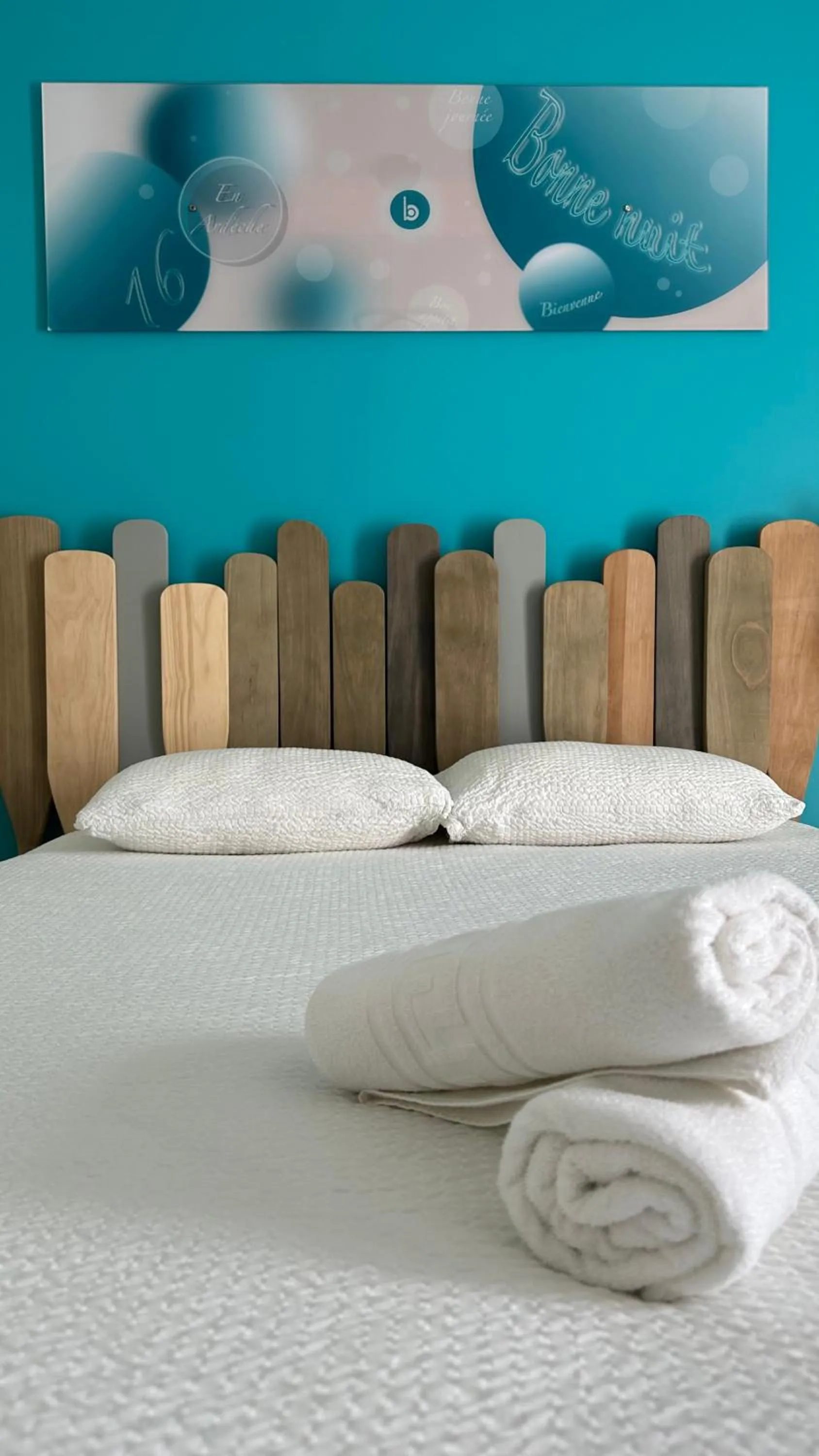 Bedroom, Bed in Logis Hôtel Restaurant Bellevue