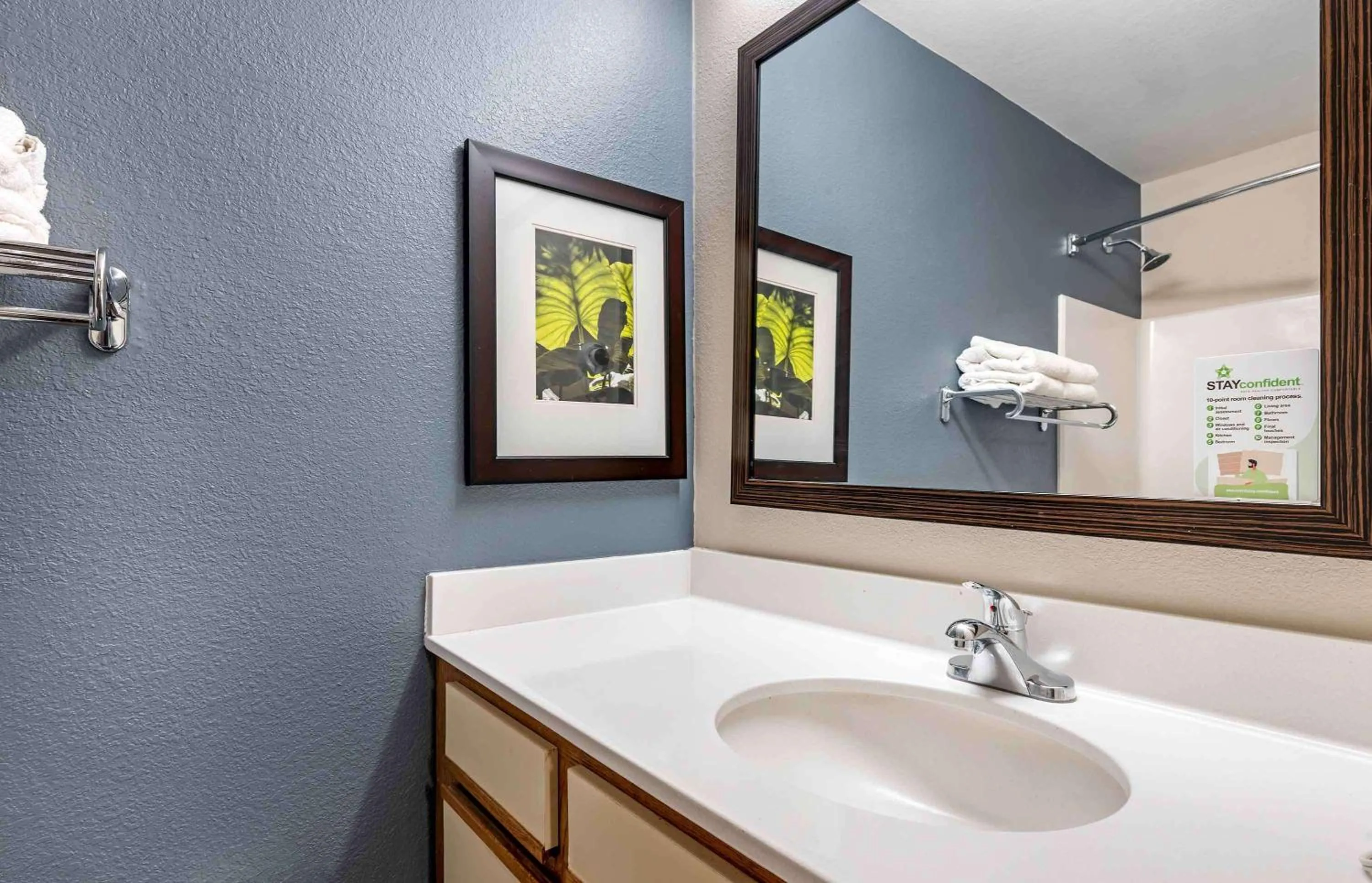 Bathroom in Extended Stay America Suites - Cincinnati - Blue Ash - Reed Hartman