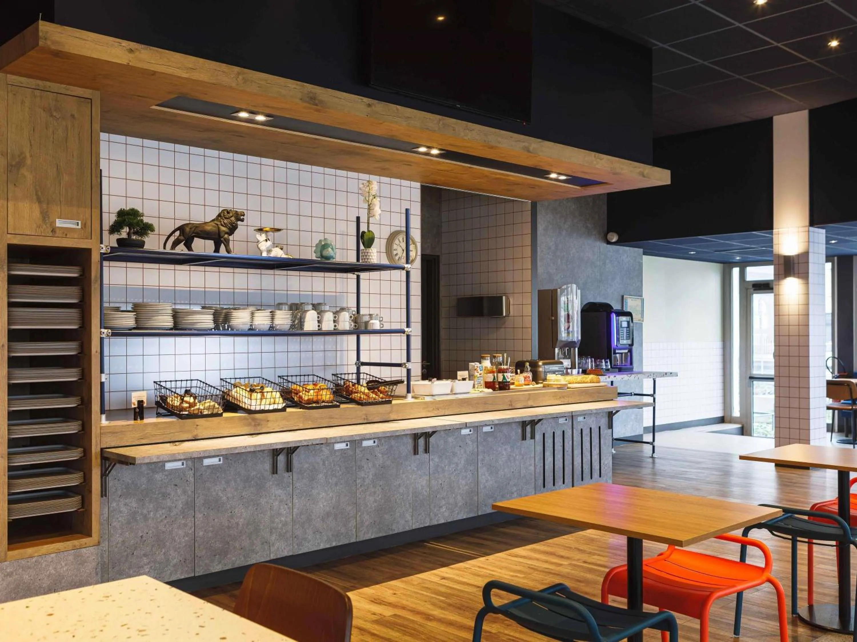 Breakfast in ibis budget Lyon Villeurbanne