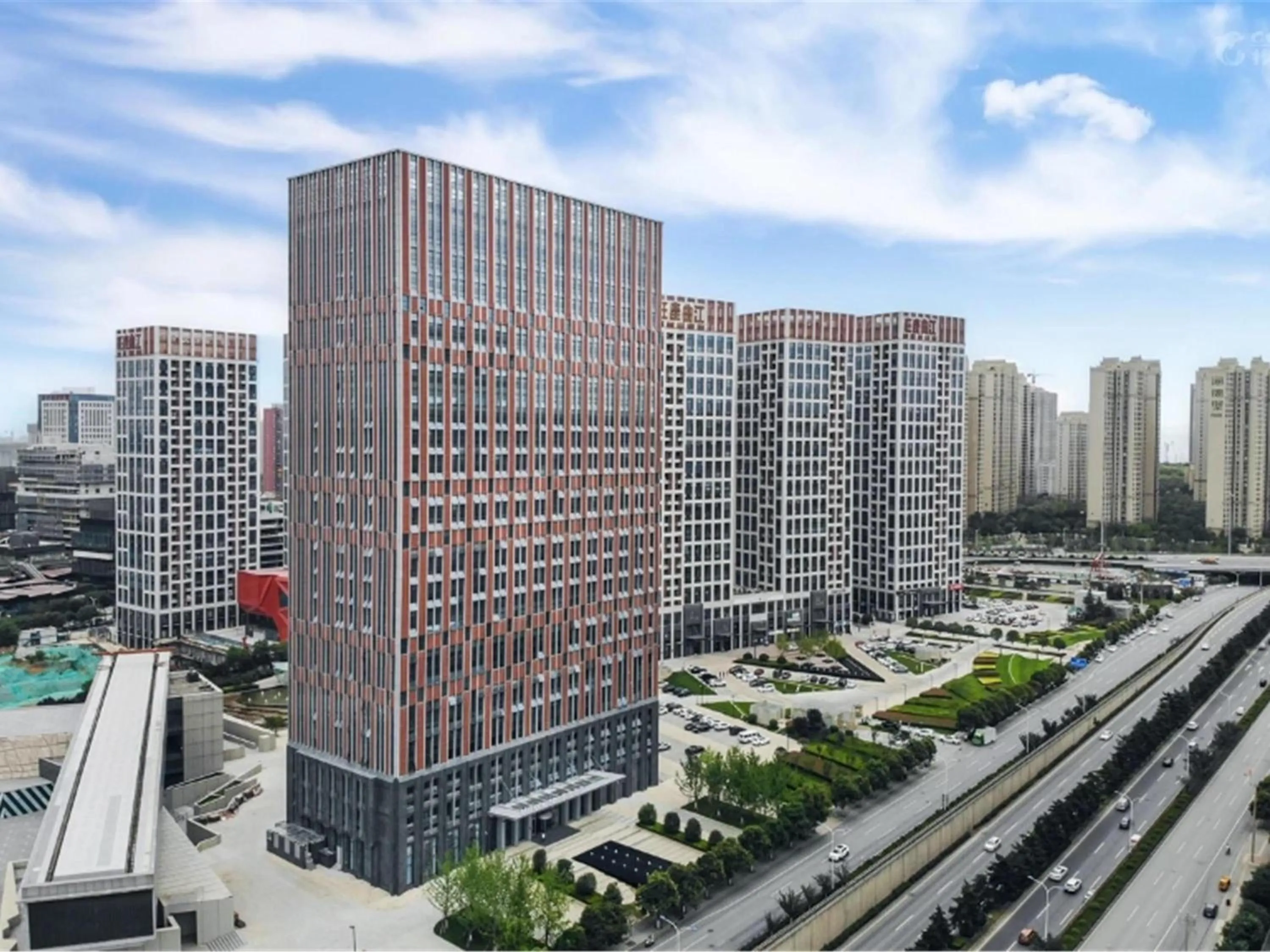 Property building in Mercure Xi'an Qujiang