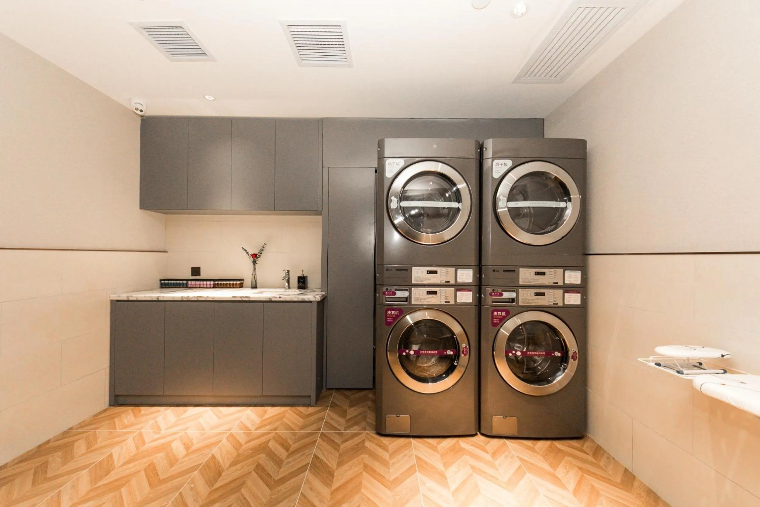 washing machine in Mercure Xi'an Qujiang