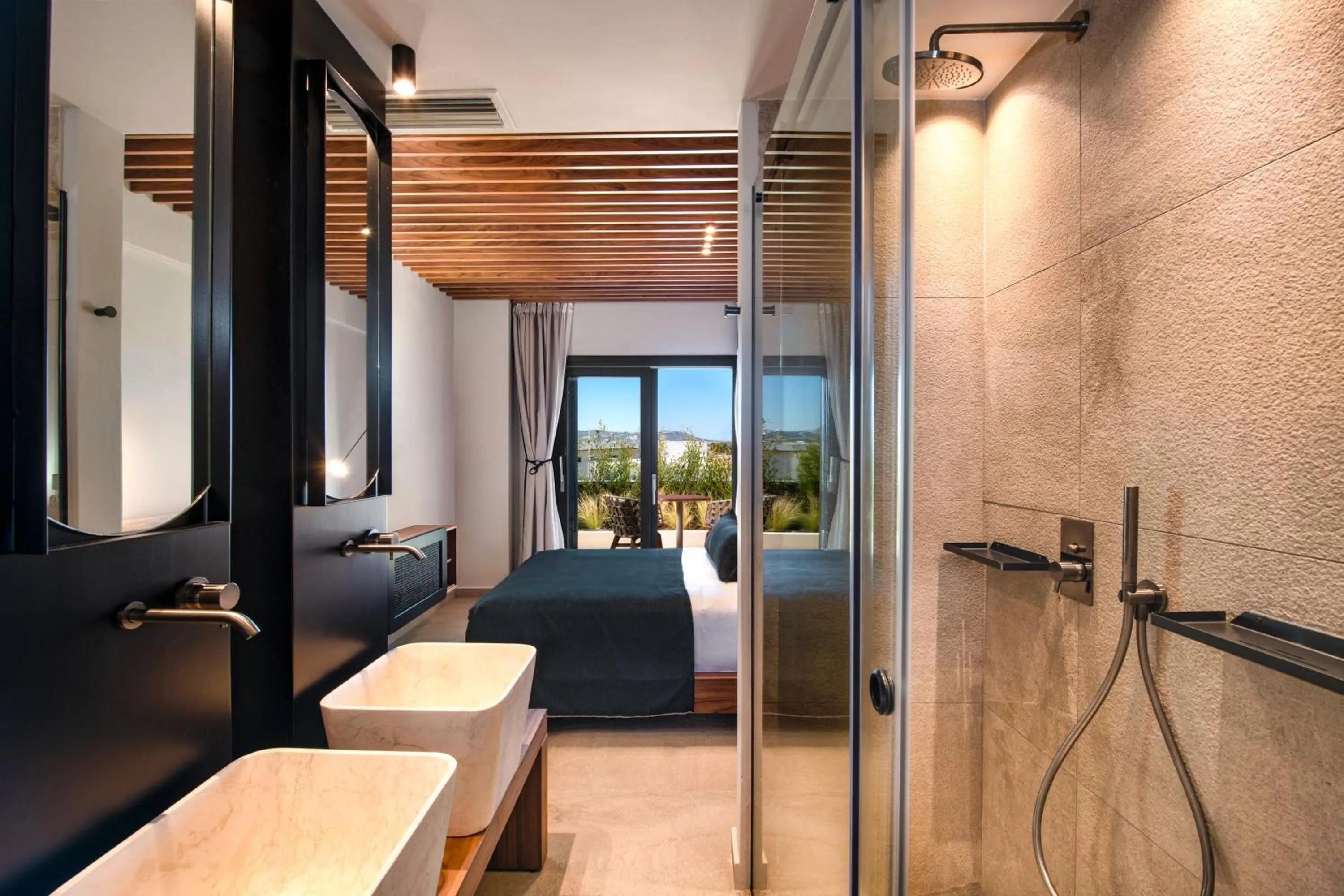 Photo of the whole room in Uma Ray Suites